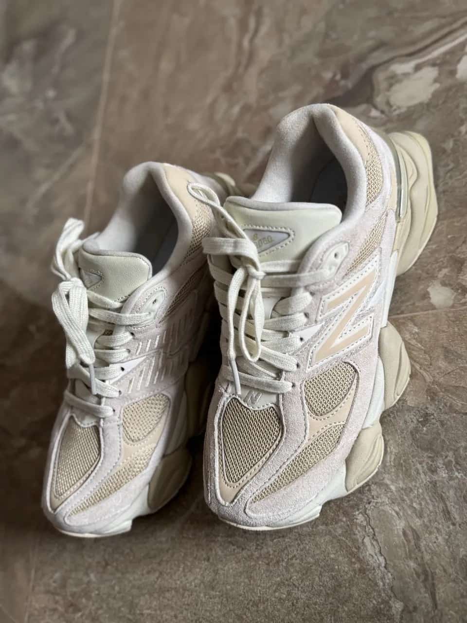 Ormar.app | sajt za prodaju garderobe | New Balance 9060 zenske patike nove 38