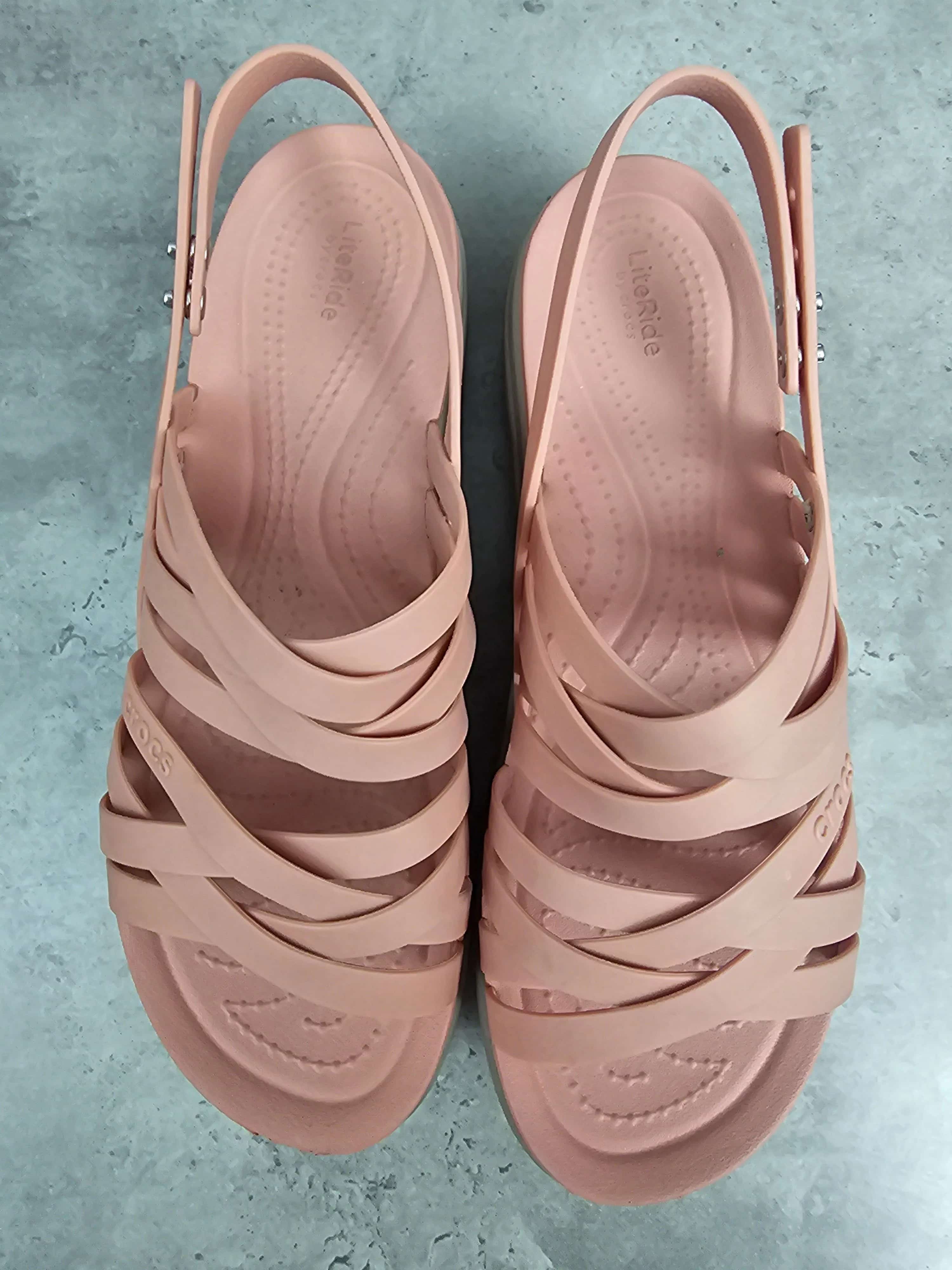 Ormar.app | sajt za prodaju garderobe | Crocs sandale