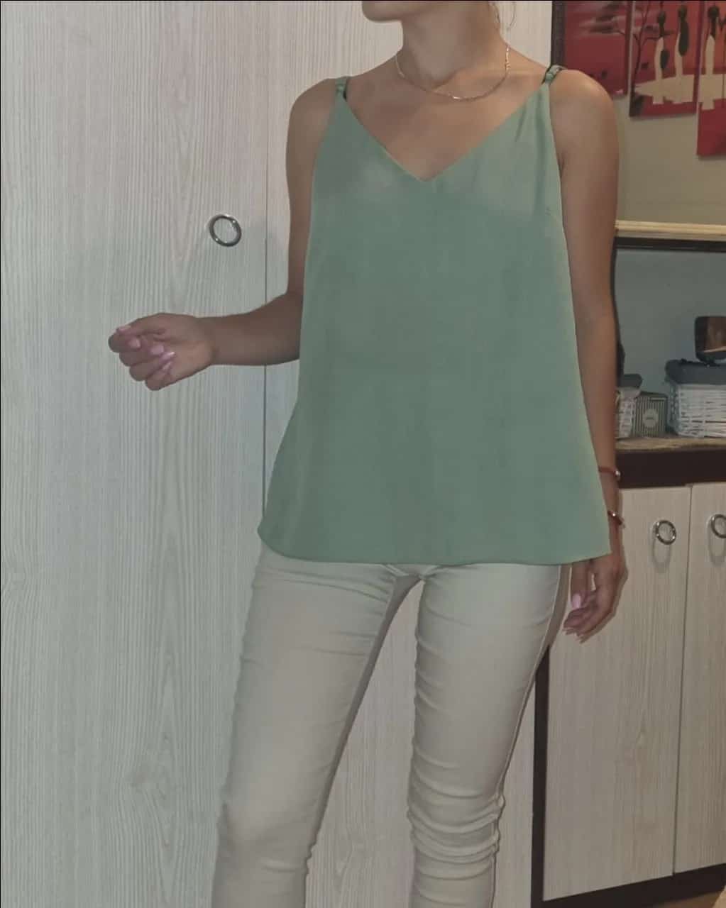 Ormar.app | sajt za prodaju garderobe | PRIMARK bluza