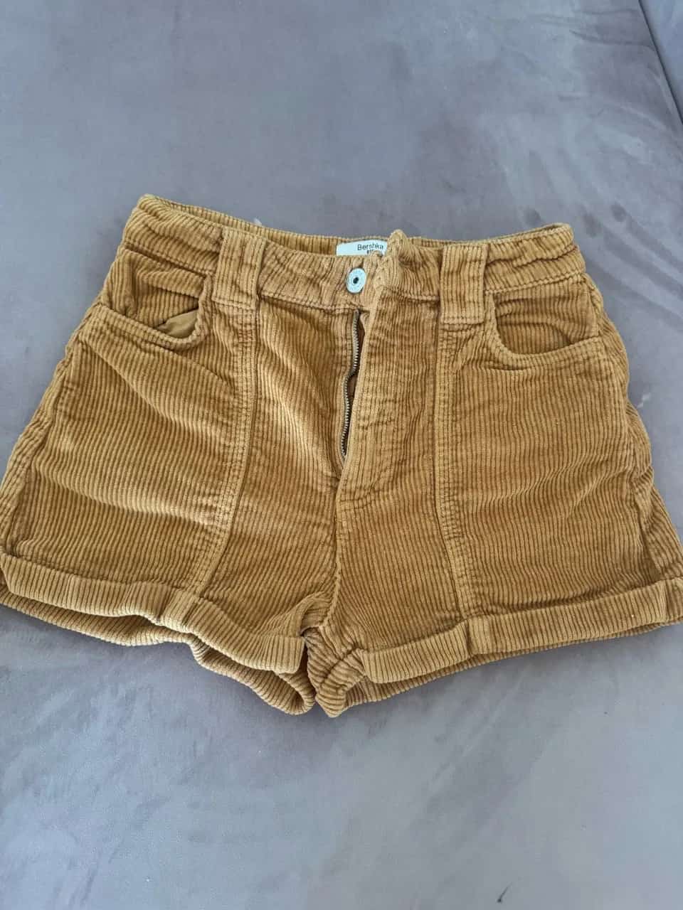 Ormar.app | sajt za prodaju garderobe | Šorts