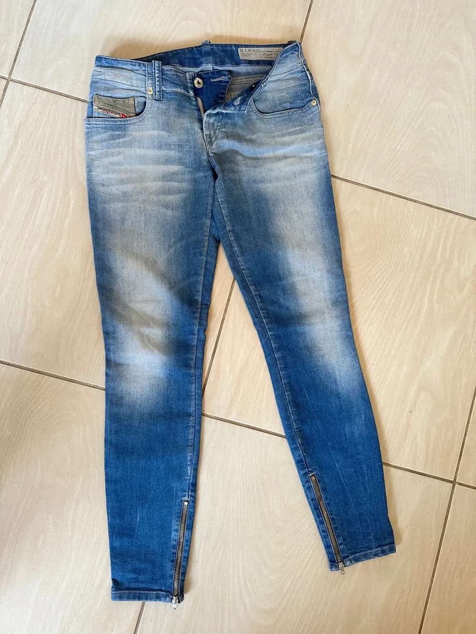 Ormar.app | sajt za prodaju garderobe | Diesel original Super Slim - Skinny Low Waist W25 L32