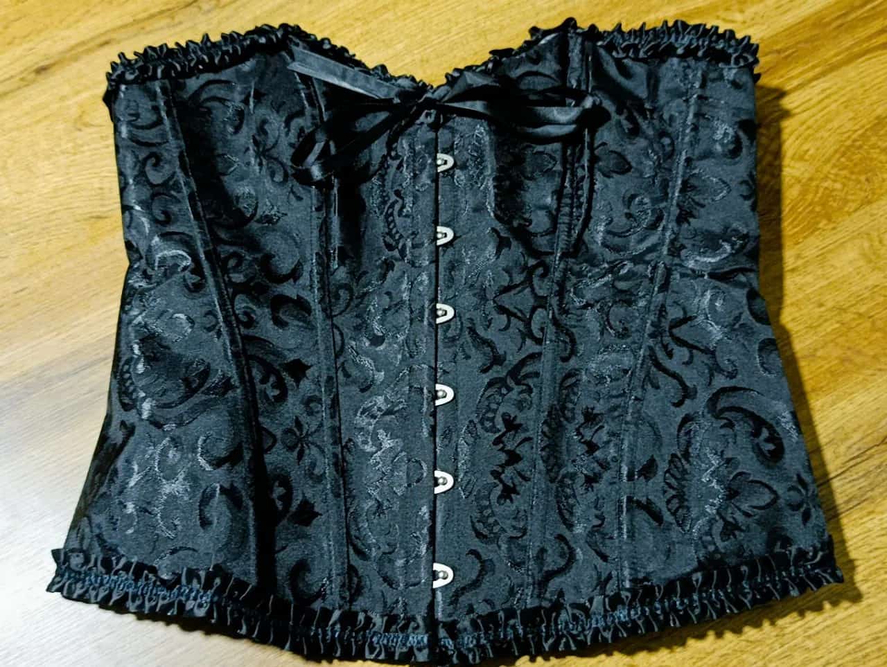 Ormar.app | sajt za prodaju garderobe | Korset 