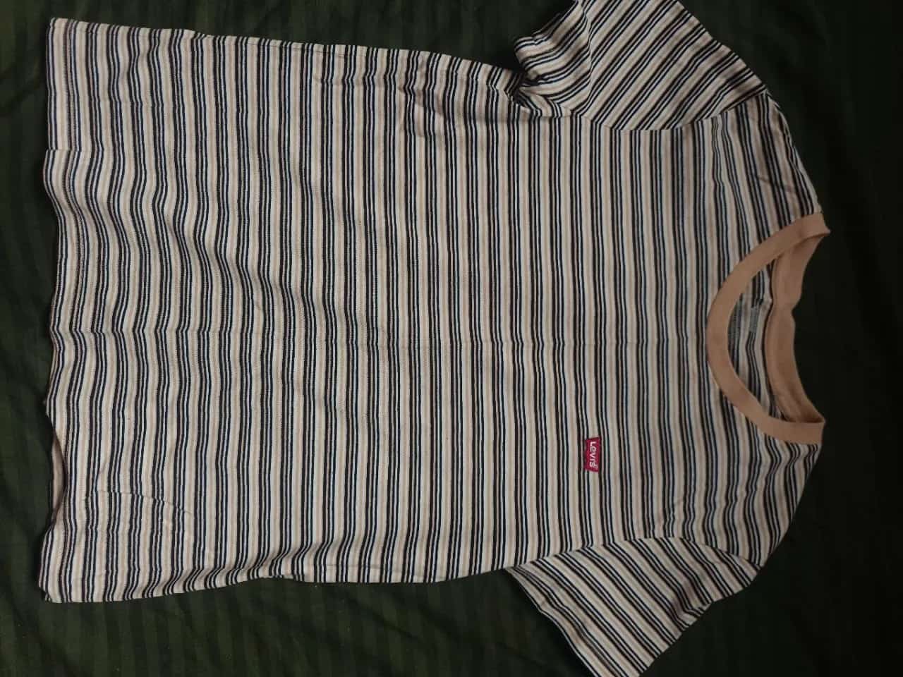 Ormar.app | sajt za prodaju garderobe | Majica