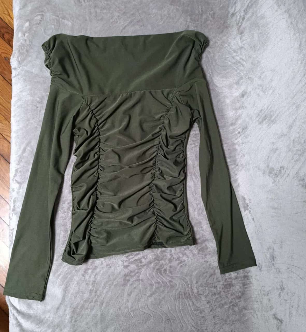 Ormar.app | sajt za prodaju garderobe | Majica