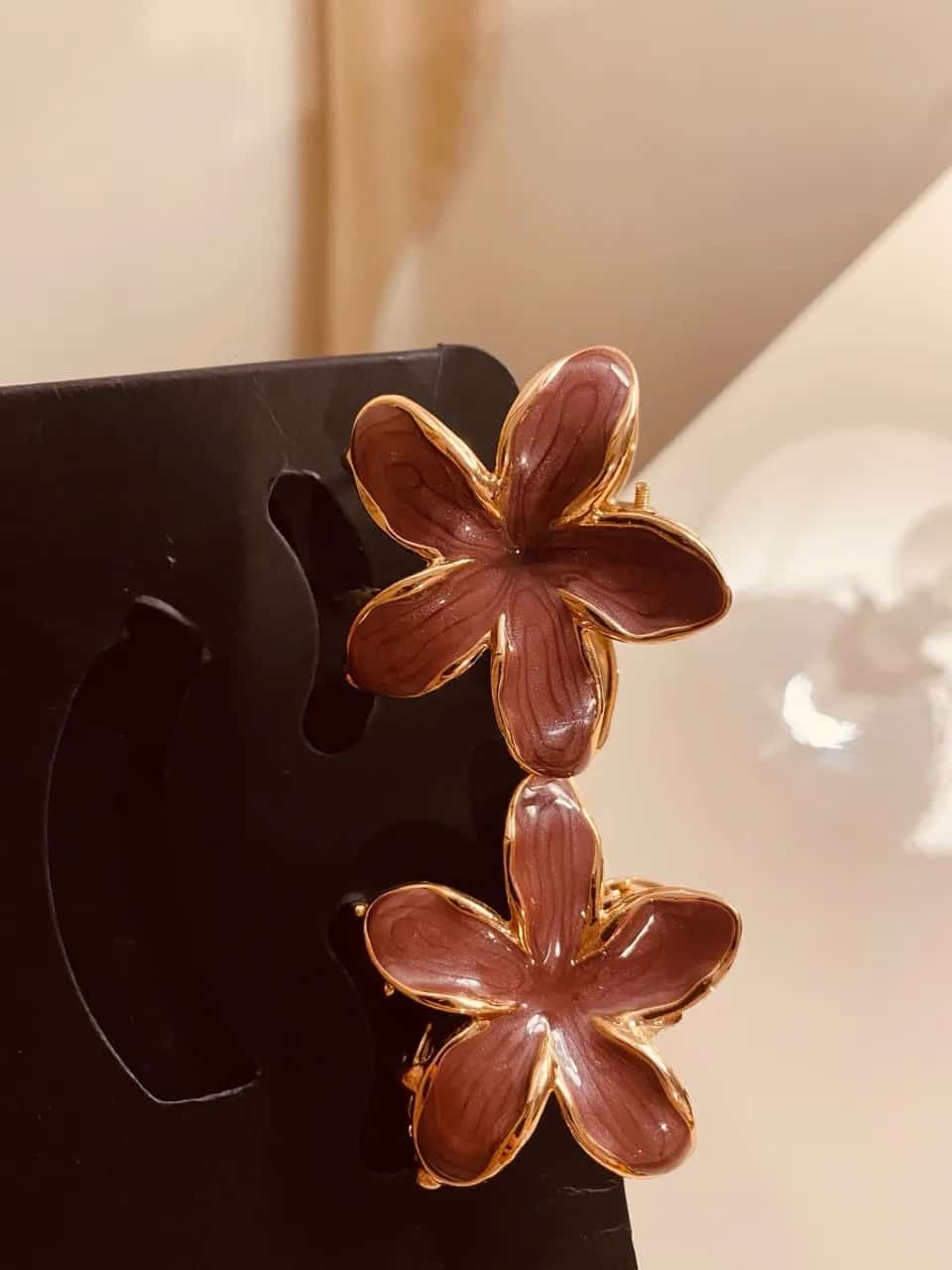 Ormar.app | sajt za prodaju garderobe | Set dve mini cvetne šnale prelepe od cinka🌸