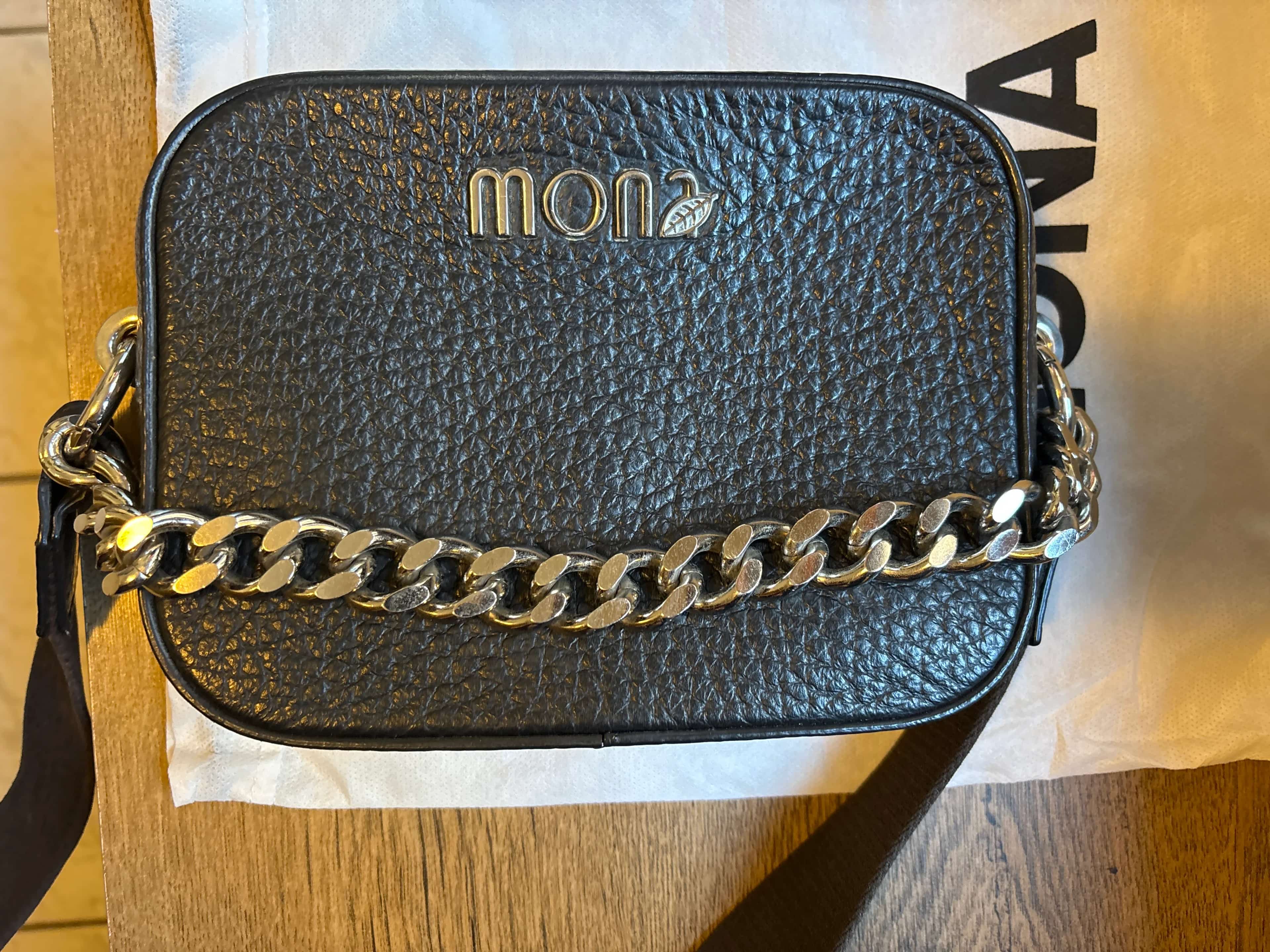 Ormar.app | sajt za prodaju garderobe | Mona