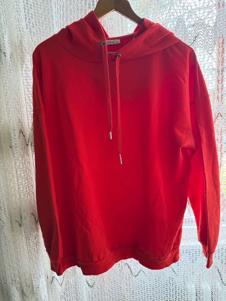 Ormar.app | sajt za prodaju garderobe | LC Waikiki Casual duks!
