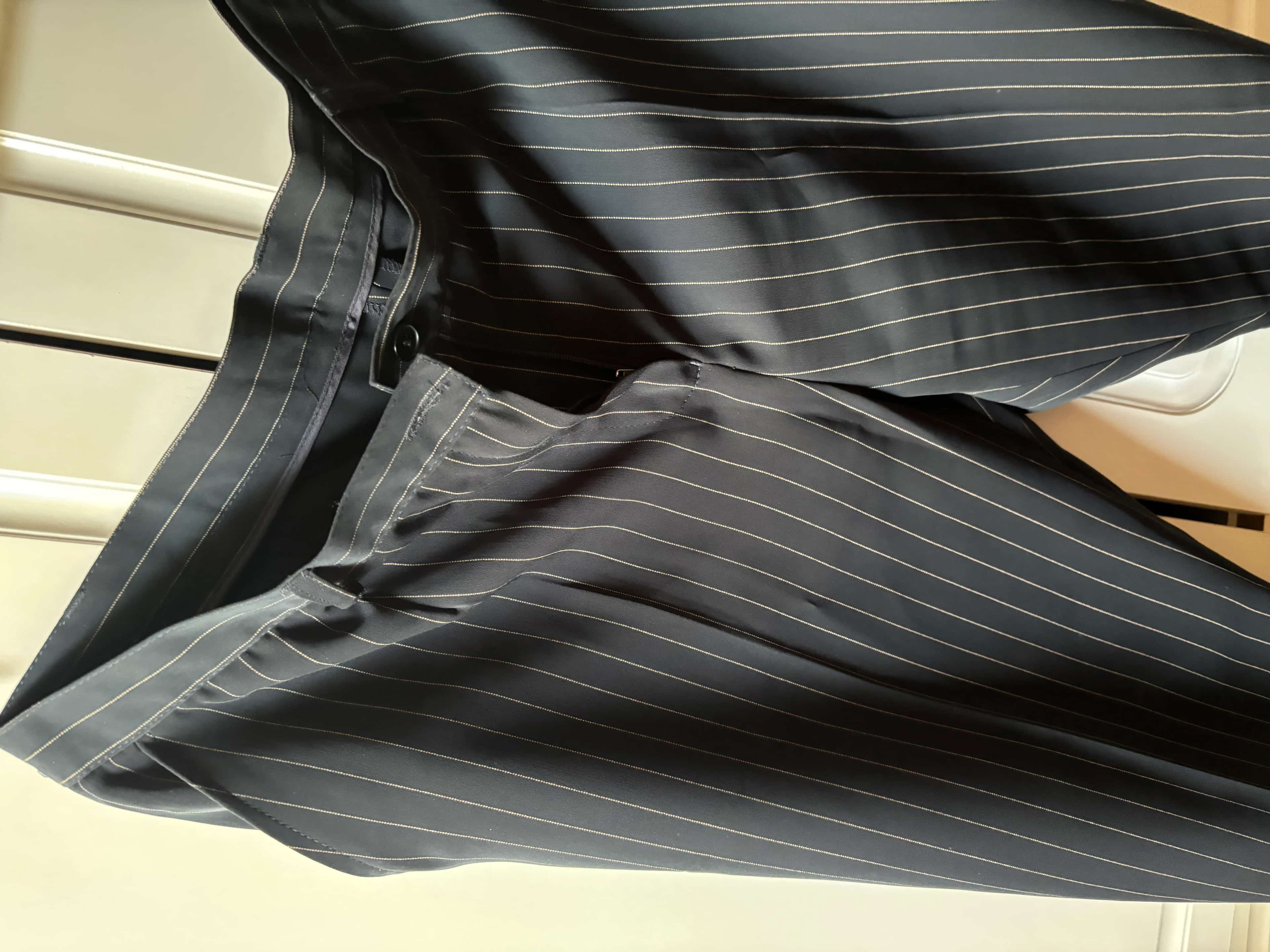 Ormar.app | sajt za prodaju garderobe | Mona pantalone