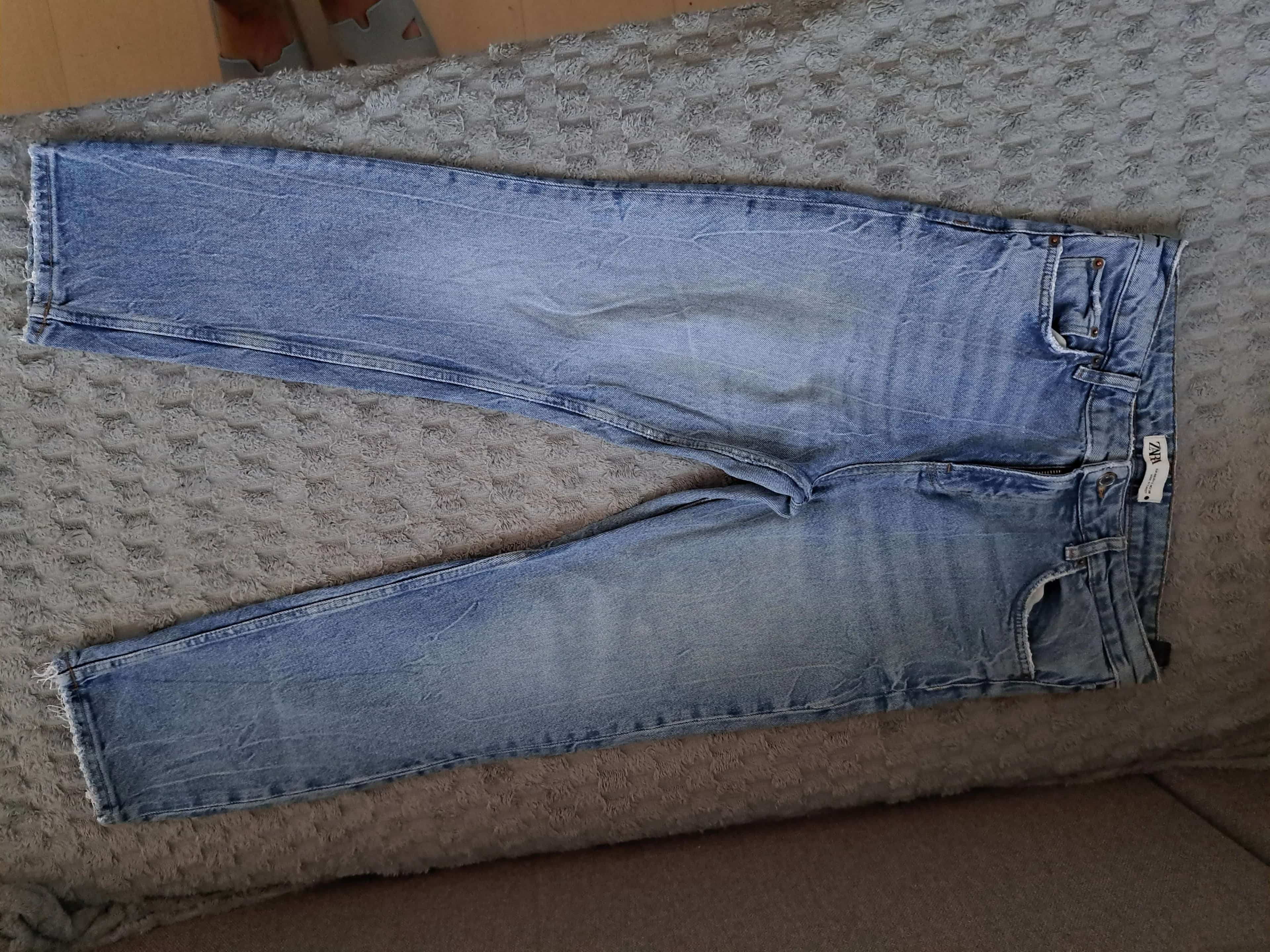 Ormar.app | sajt za prodaju garderobe | Zarine farmerice 