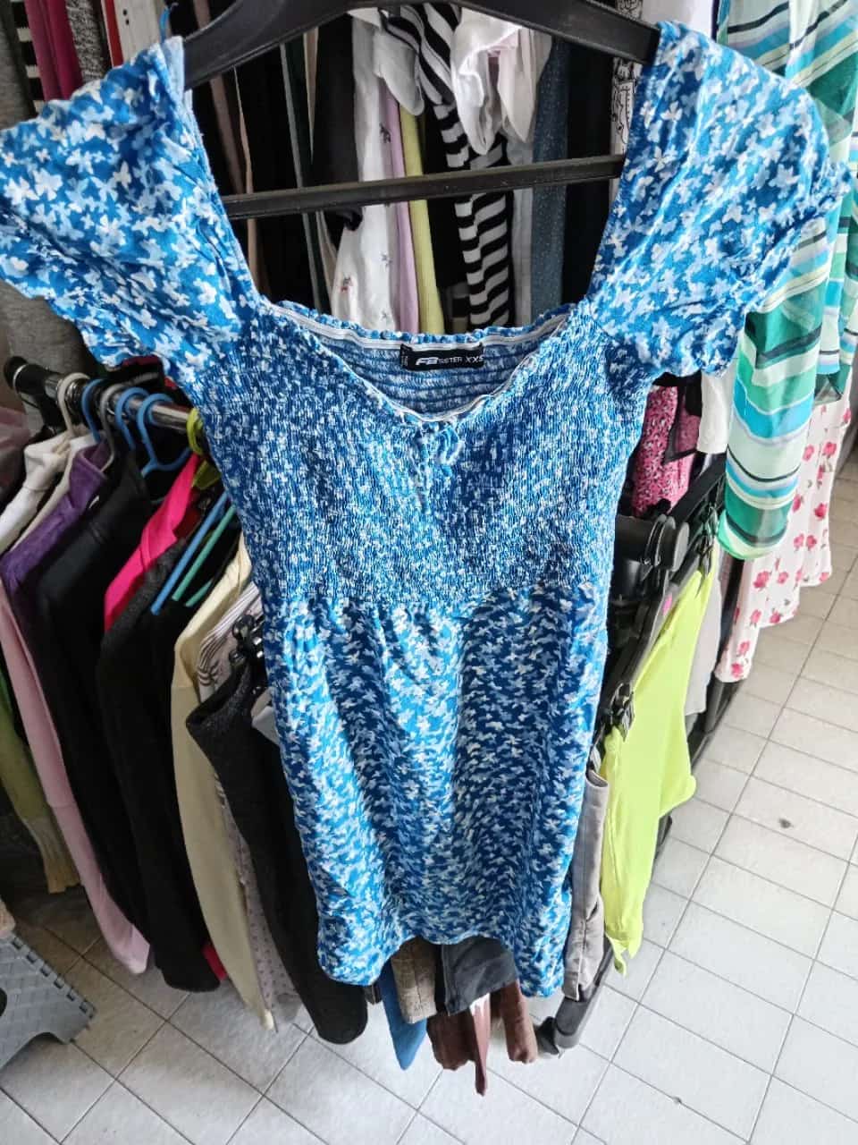 Ormar.app | sajt za prodaju garderobe | Haljina nova