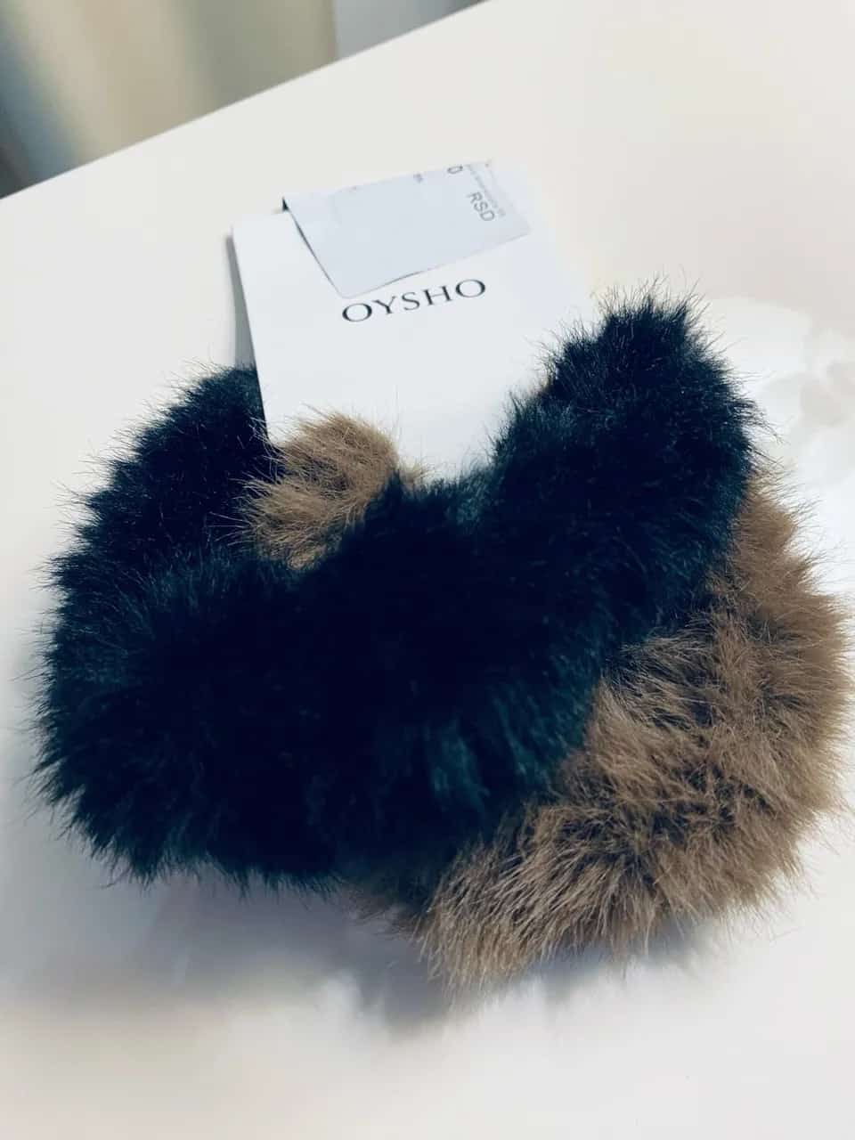 Ormar.app | sajt za prodaju garderobe | NOVO🤍Oysho gumice za kosu od krzna sa etiketom✨
