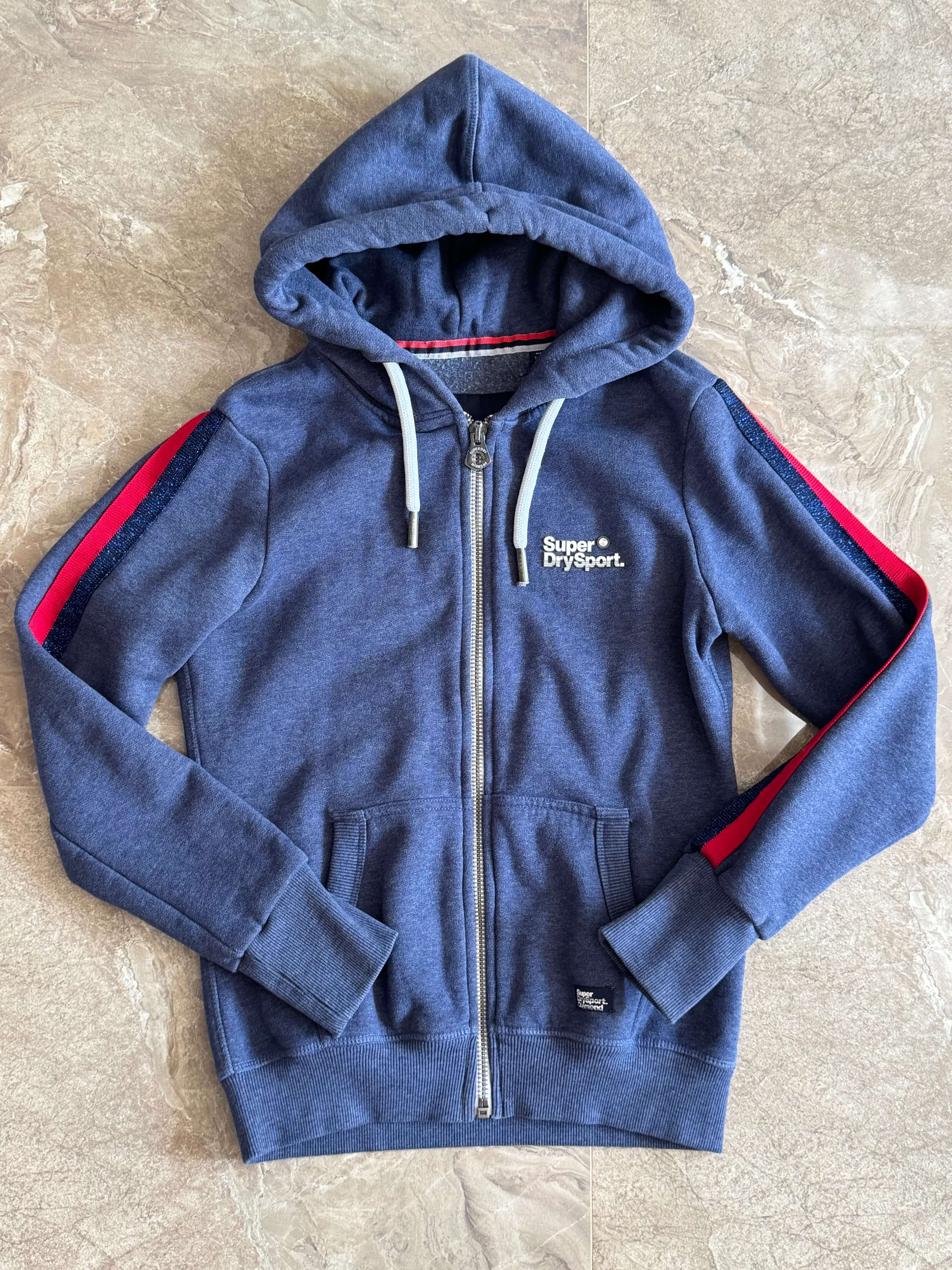 Ormar.app | sajt za prodaju garderobe | Superdry duks