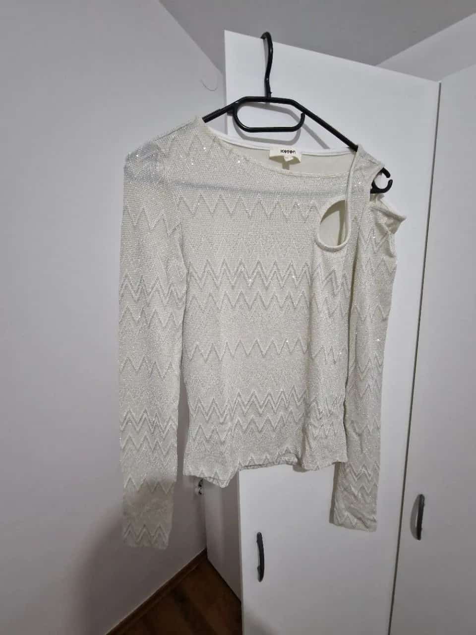Ormar.app | sajt za prodaju garderobe | Koton bluza