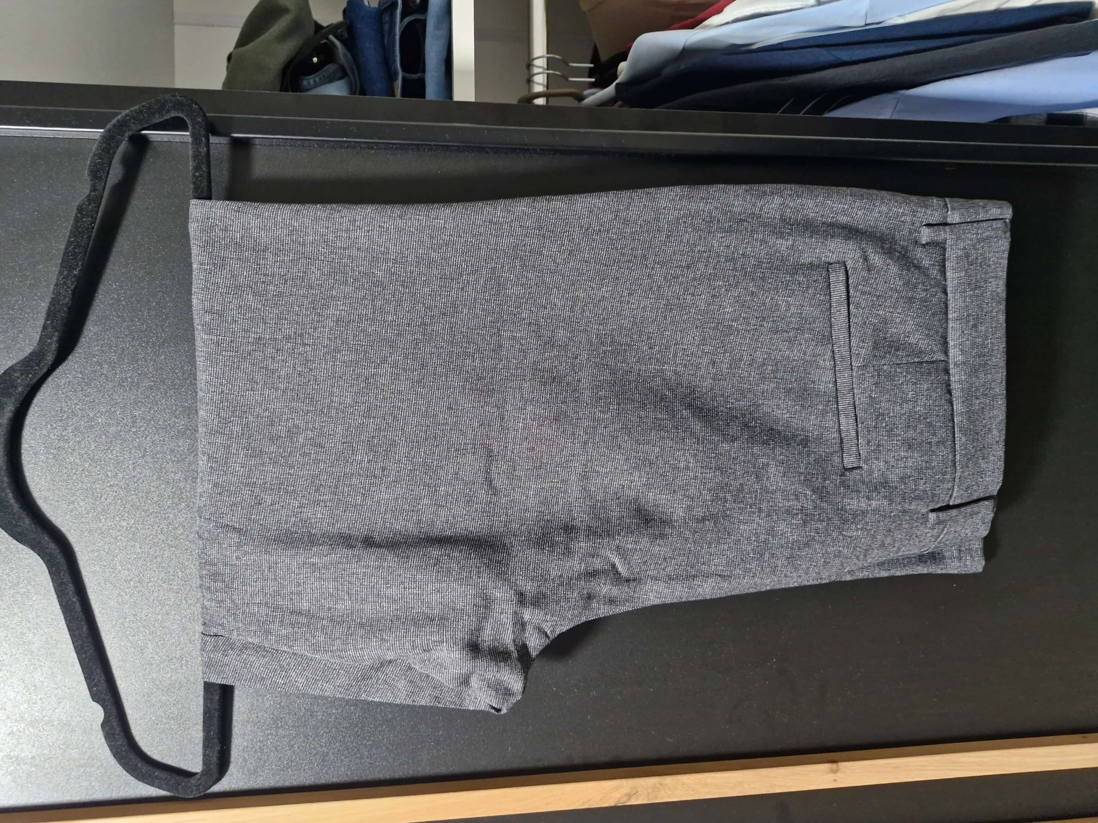 Ormar.app | sajt za prodaju garderobe | L pantalone