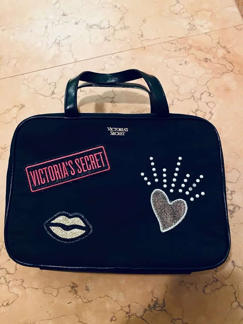 Ormar.app | sajt za prodaju garderobe | Novo🌸 Victoria secret ručni neseser