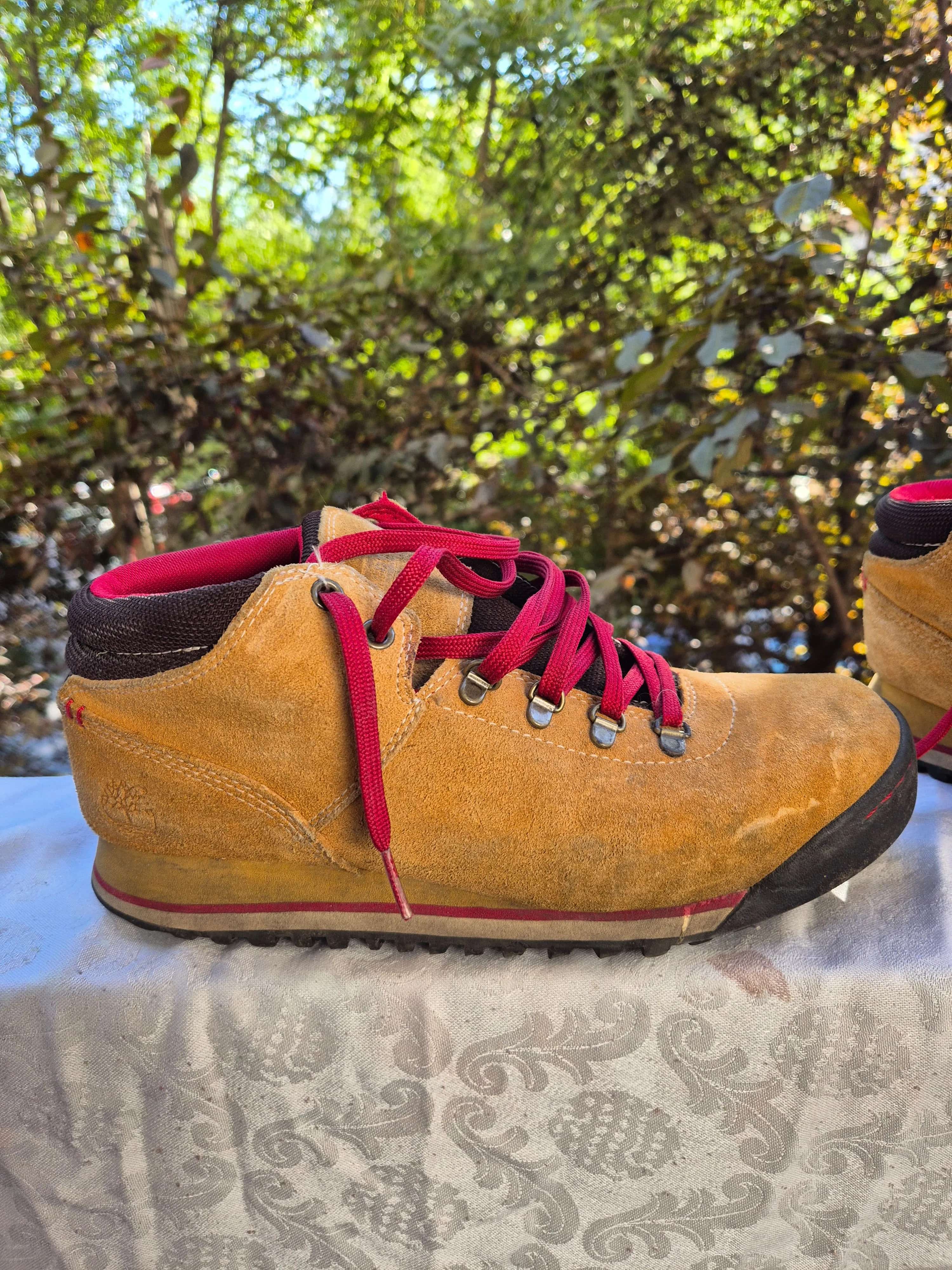 Ormar.app | sajt za prodaju garderobe | Timberland 41,5