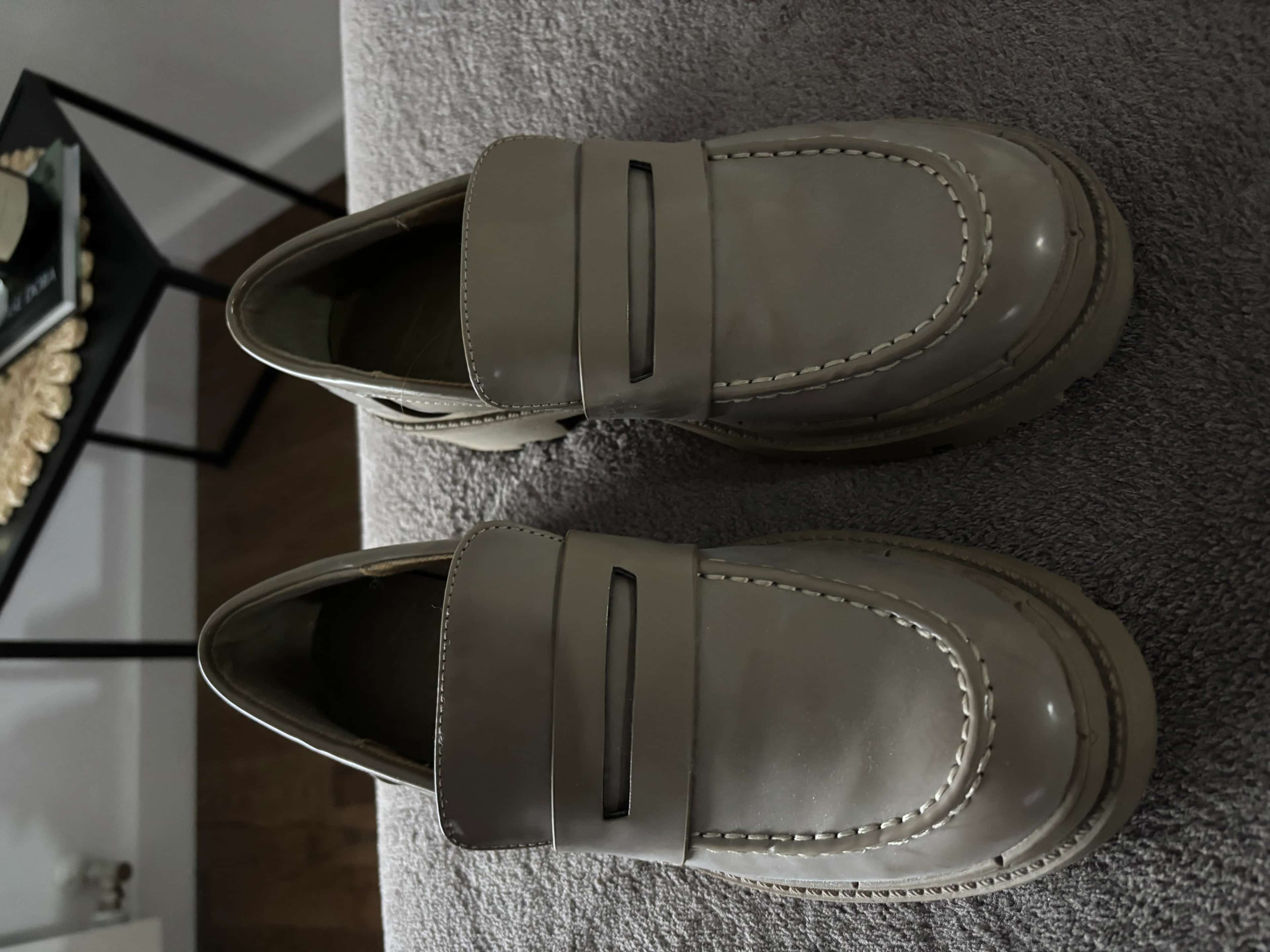 Ormar.app | sajt za prodaju garderobe | Zara espadrile
