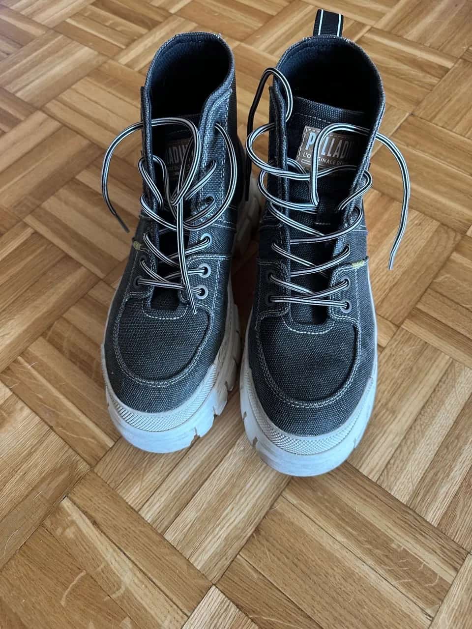 Ormar.app | sajt za prodaju garderobe | Palladium patike