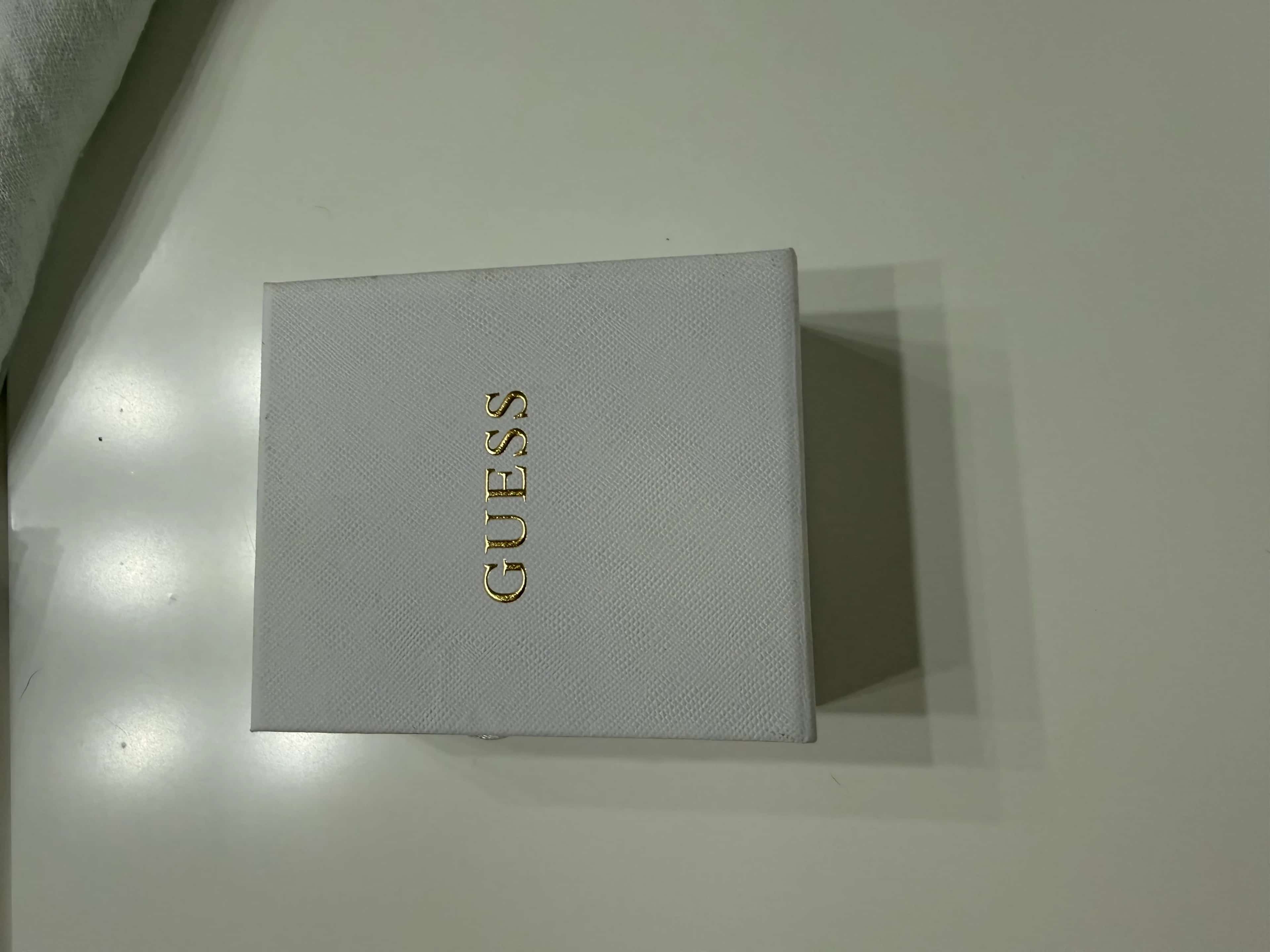 Ormar.app | sajt za prodaju garderobe | Guess mindjuse