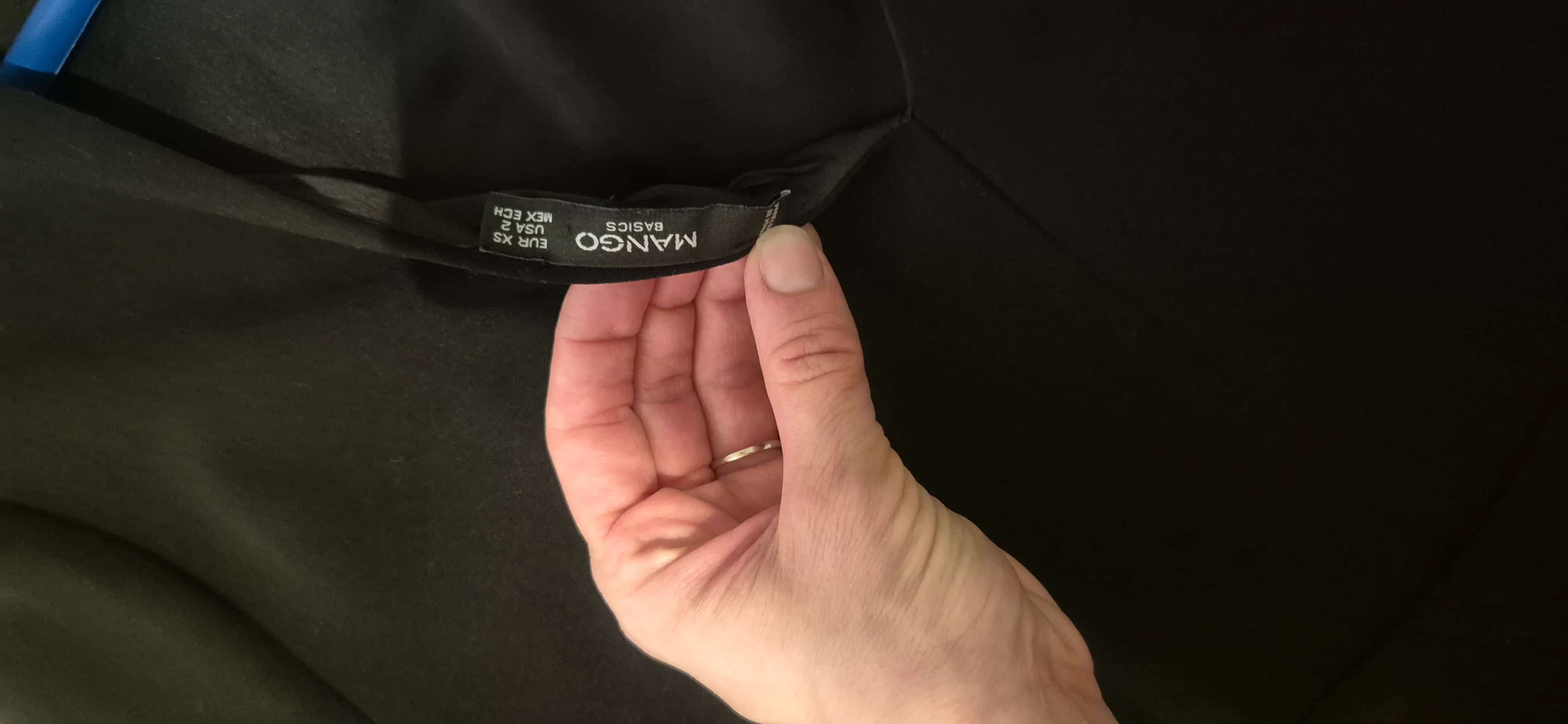 Ormar.app | sajt za prodaju garderobe | Mango haljina
