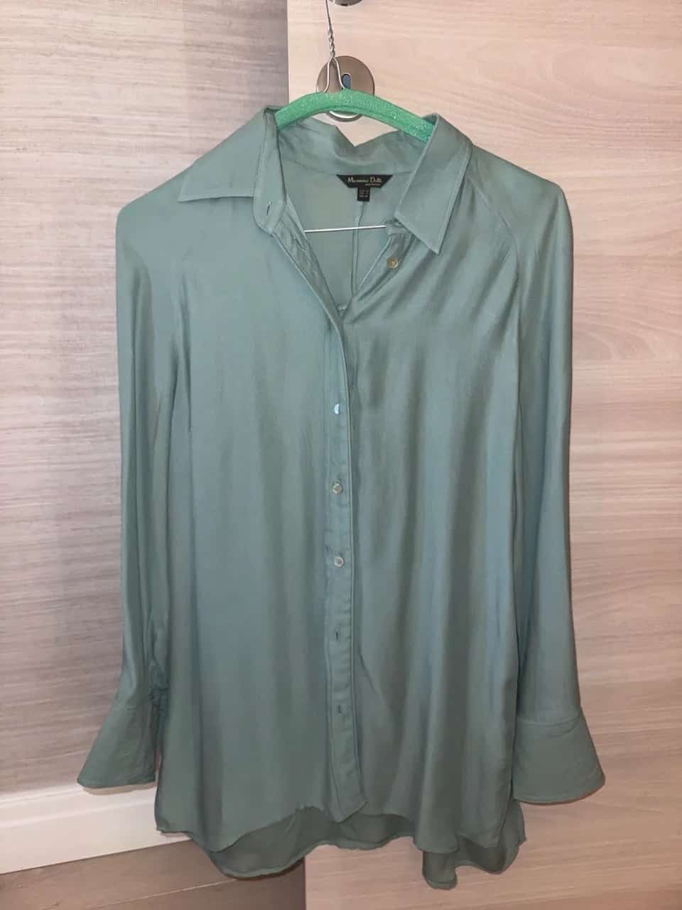 Ormar.app | sajt za prodaju garderobe | Massimo Dutti viskoza košulja vel XS (oversized)