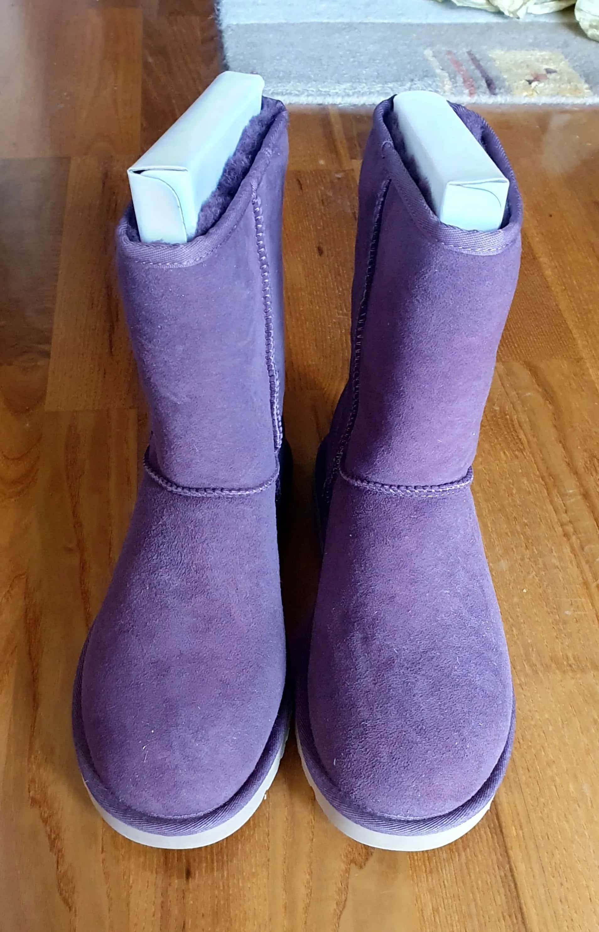 Ormar.app | sajt za prodaju garderobe | Nove Ugg čizme