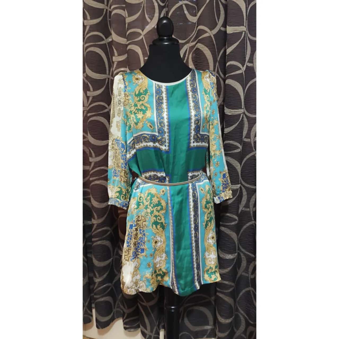 Ormar.app | sajt za prodaju garderobe | Rinascimento versace print haljina S NOVO 
