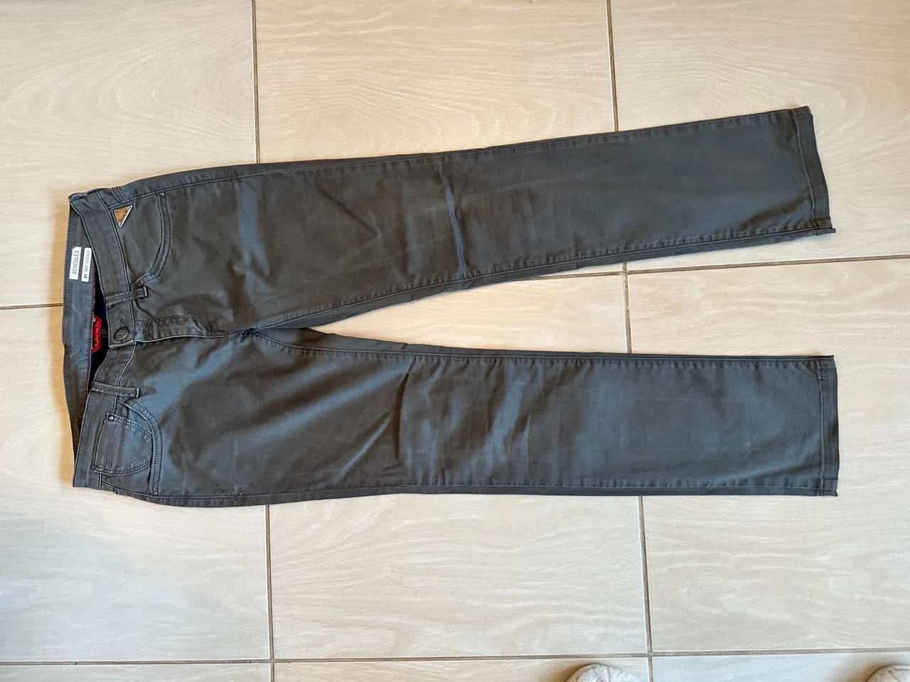 Ormar.app | sajt za prodaju garderobe | Replay pantalone