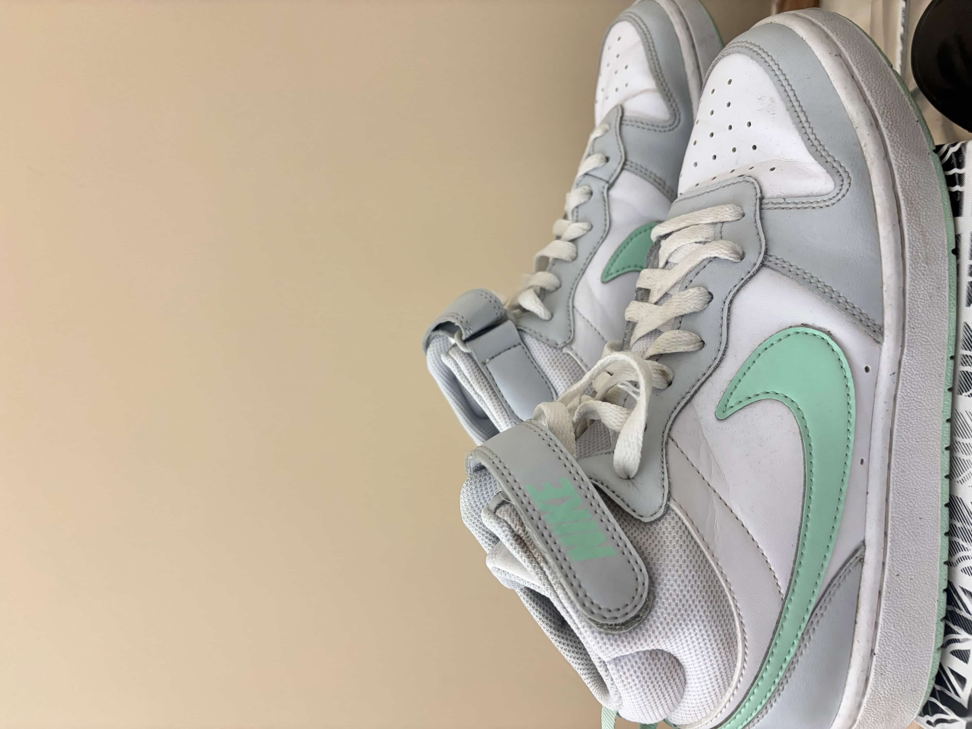 Ormar.app | sajt za prodaju garderobe | NIKE Patike court borough mid EUR 40