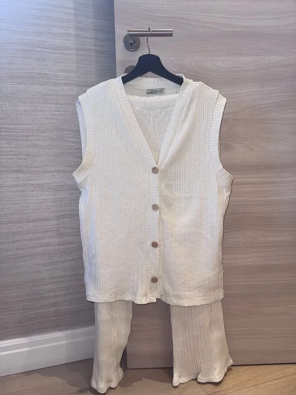Ormar.app | sajt za prodaju garderobe | PULL&BEAR beli pleteni komplet S