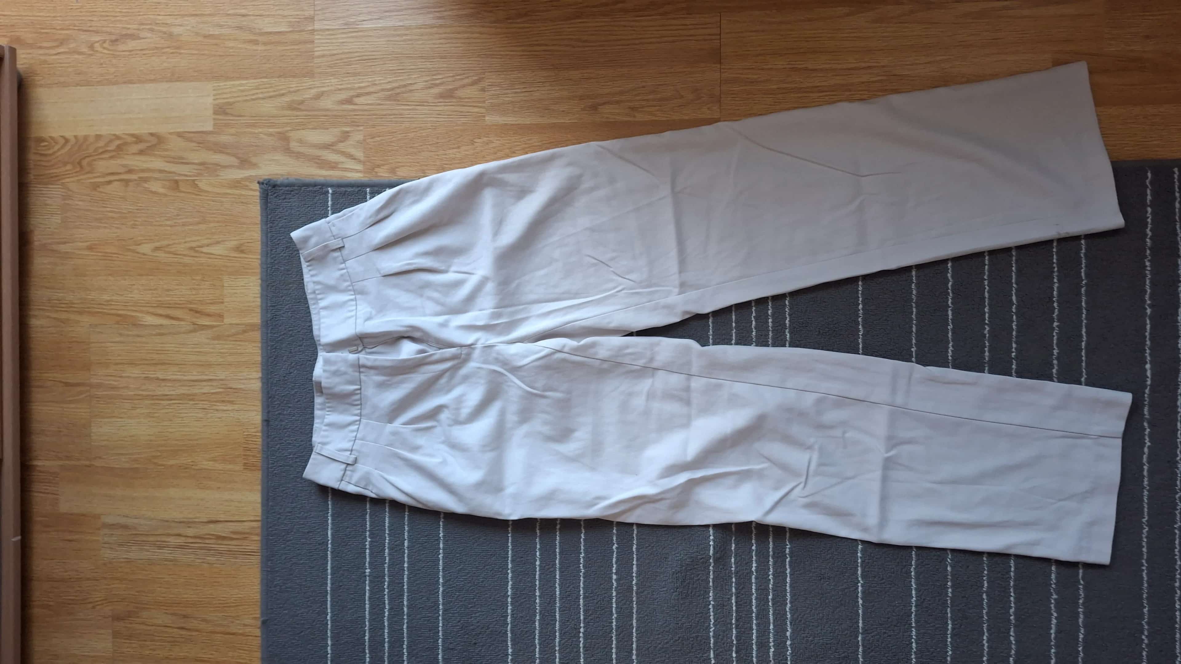 Ormar.app | sajt za prodaju garderobe | Zara, C&A, H&M panralone 