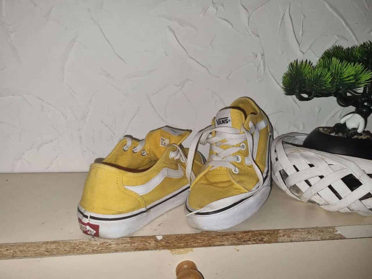 Ormar.app | sajt za prodaju garderobe | Vans