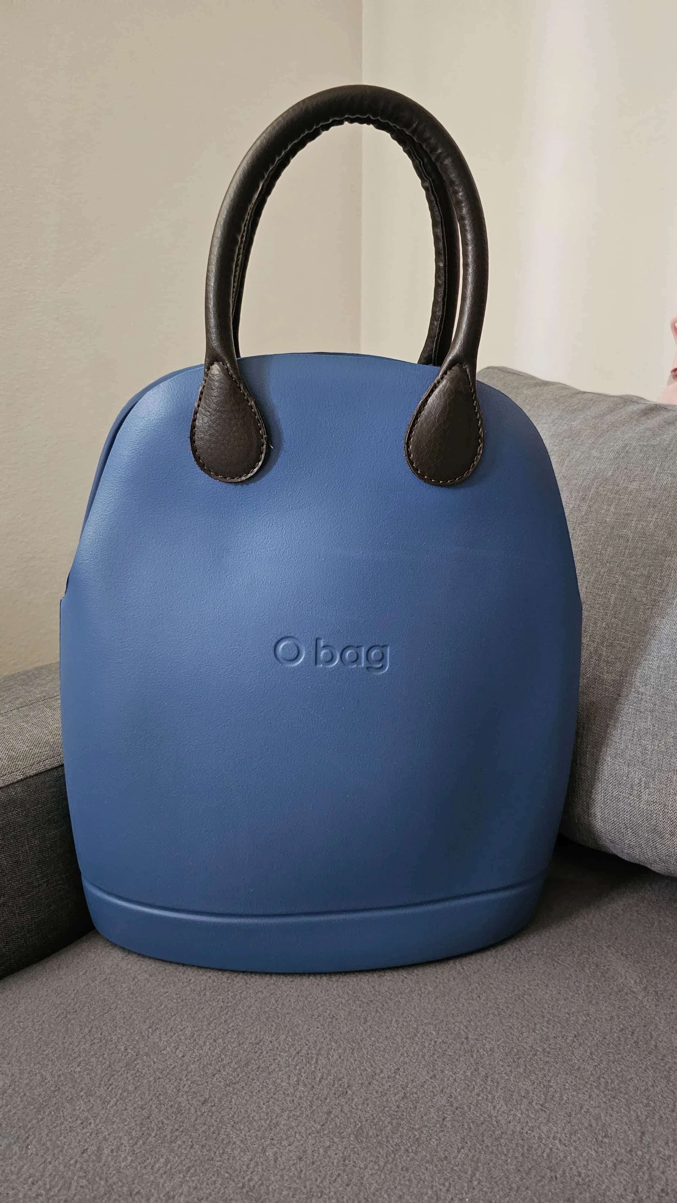 Ormar.app | sajt za prodaju garderobe | Original O bag gumena tašna – nova (kupljena u Italiji)