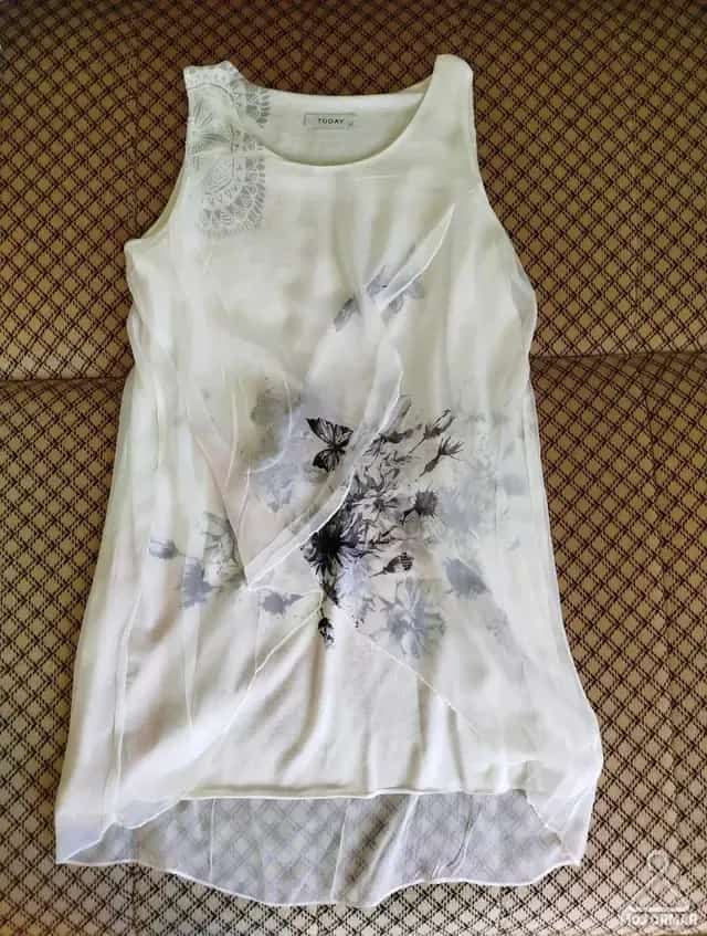 Ormar.app | sajt za prodaju garderobe | Lepršava letnja bluza [M]