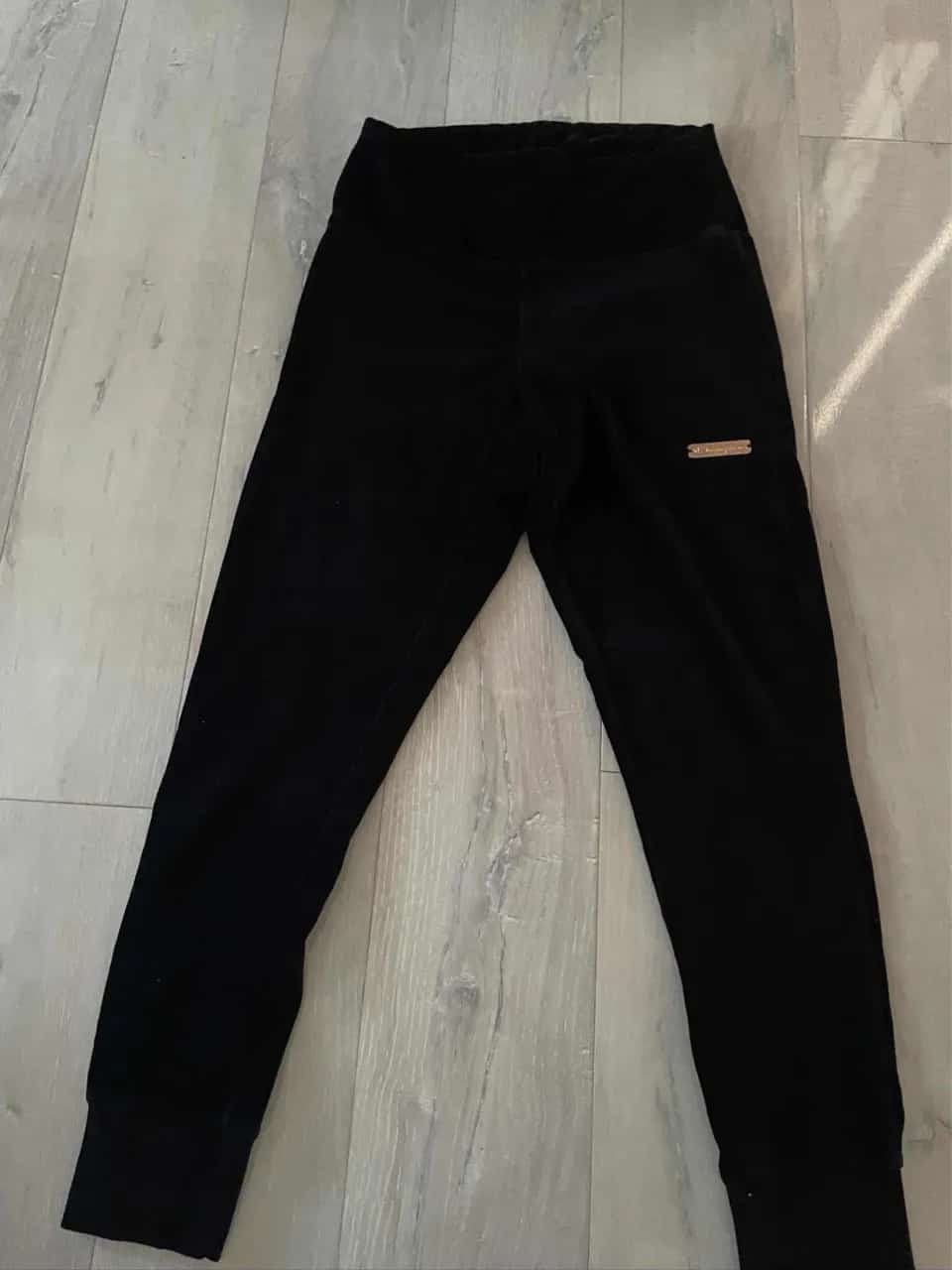 Ormar.app | sajt za prodaju garderobe | champion trenerka