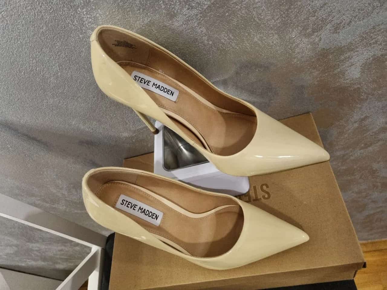 Ormar.app | sajt za prodaju garderobe | Salonke steve madden