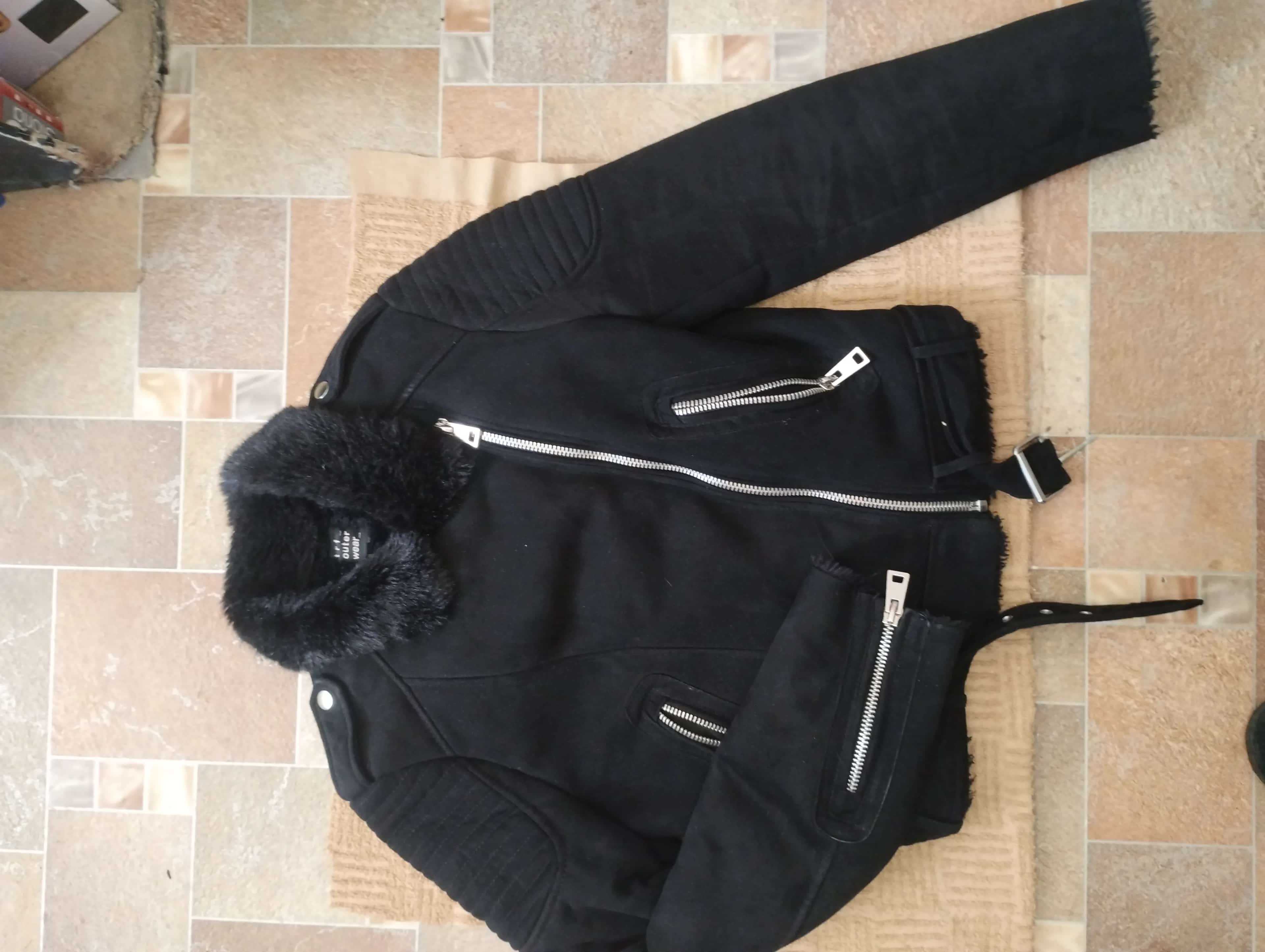 Ormar.app | sajt za prodaju garderobe | ZARA jakna - monton xs