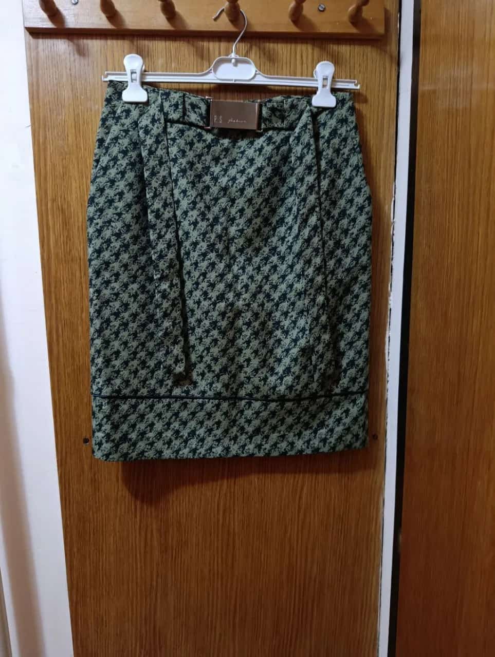 Ormar.app | sajt za prodaju garderobe | Suknja