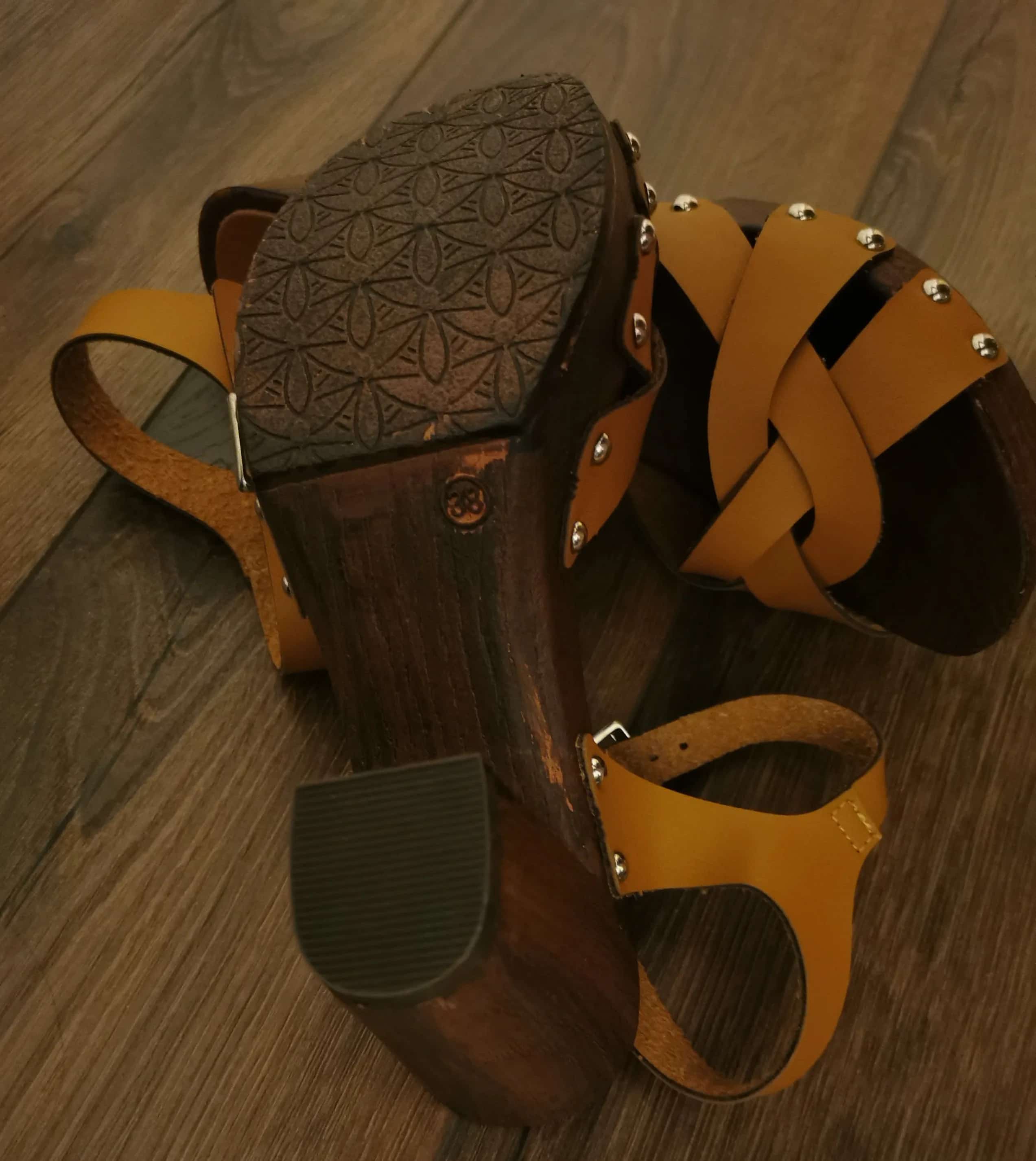 Ormar.app | sajt za prodaju garderobe | Sandale lusso