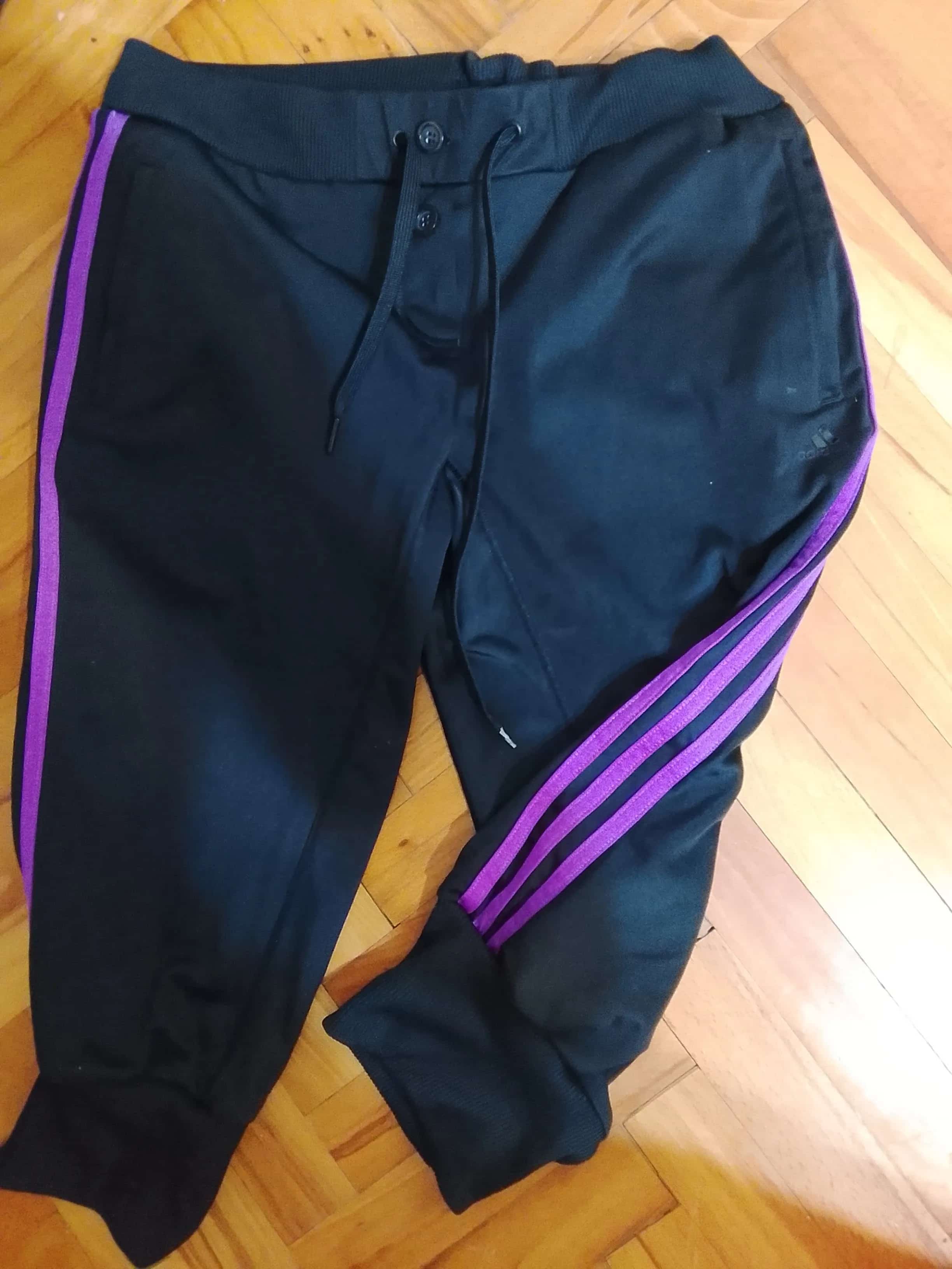 Ormar.app | sajt za prodaju garderobe | Orginal Adidas kratke pantalone