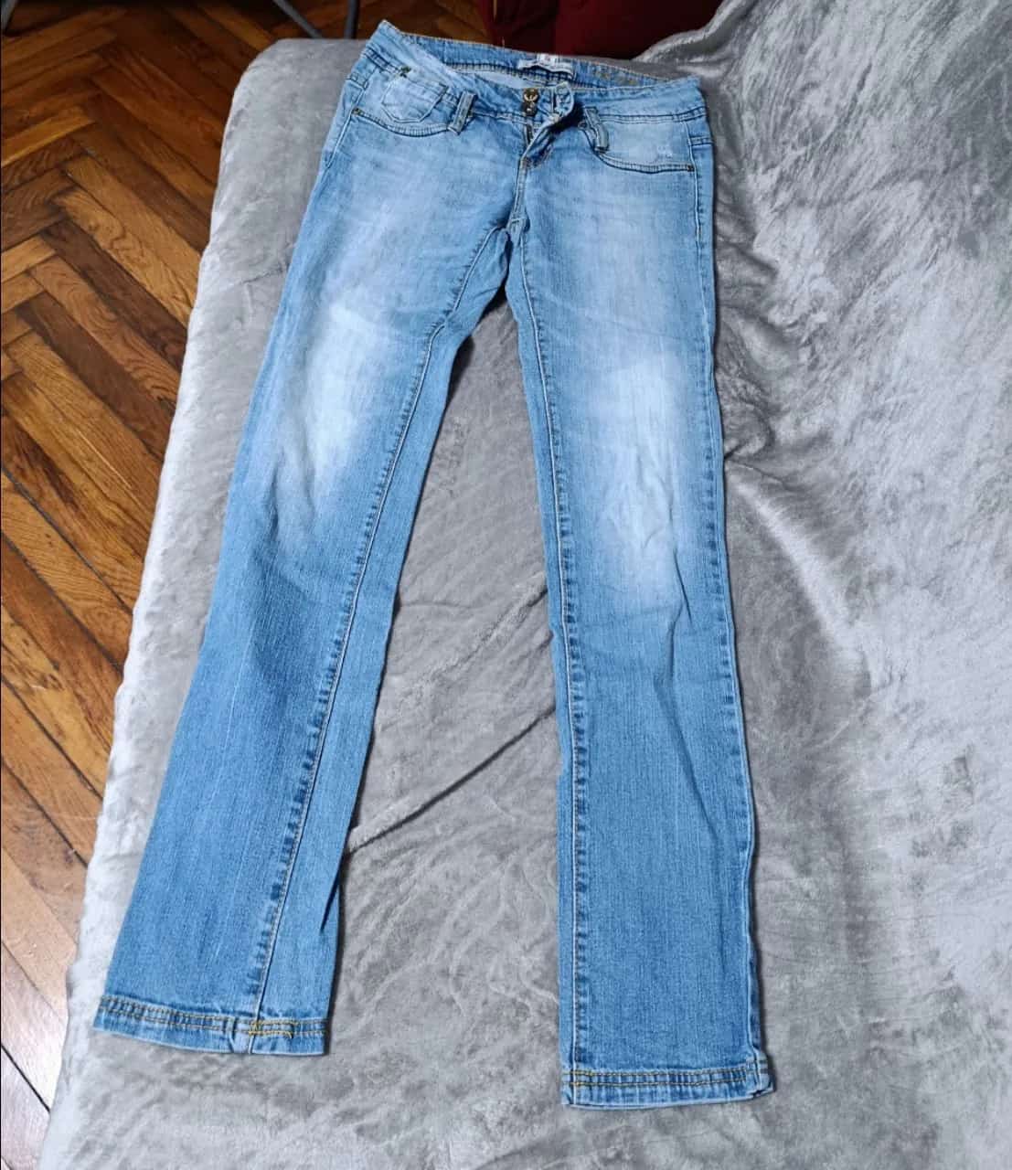 Ormar.app | sajt za prodaju garderobe | Farmerke 