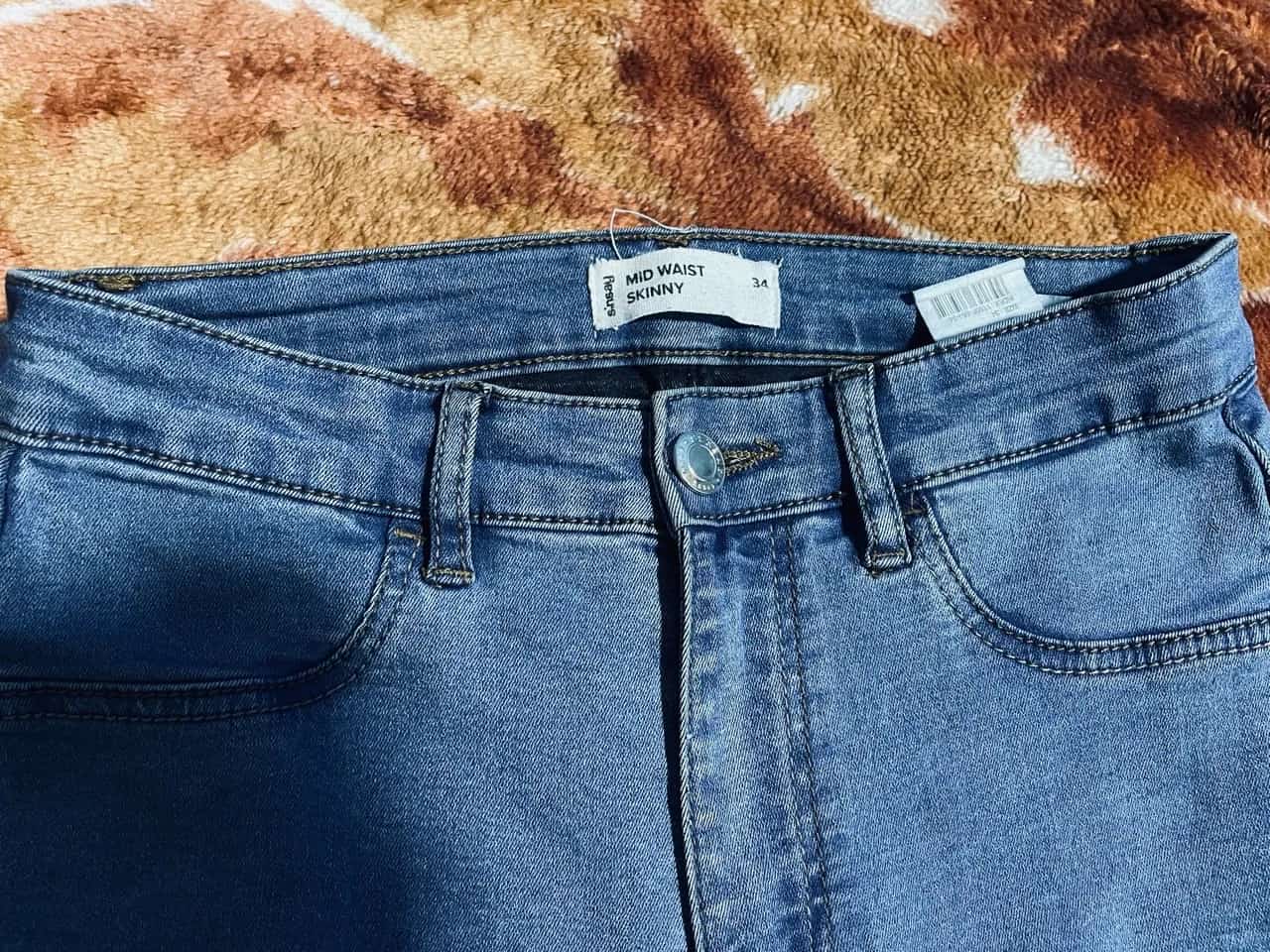 Ormar.app | sajt za prodaju garderobe | Farmerke 