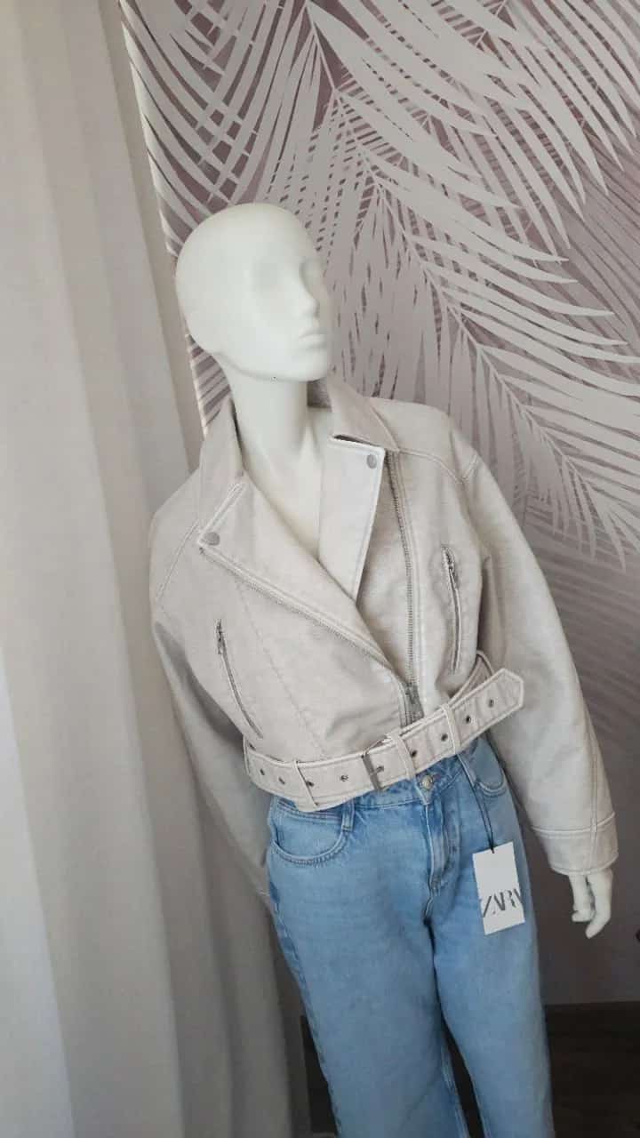Ormar.app | sajt za prodaju garderobe | 🧥 Nova ZARA jakna od eko kože – prljavo bela ✨

