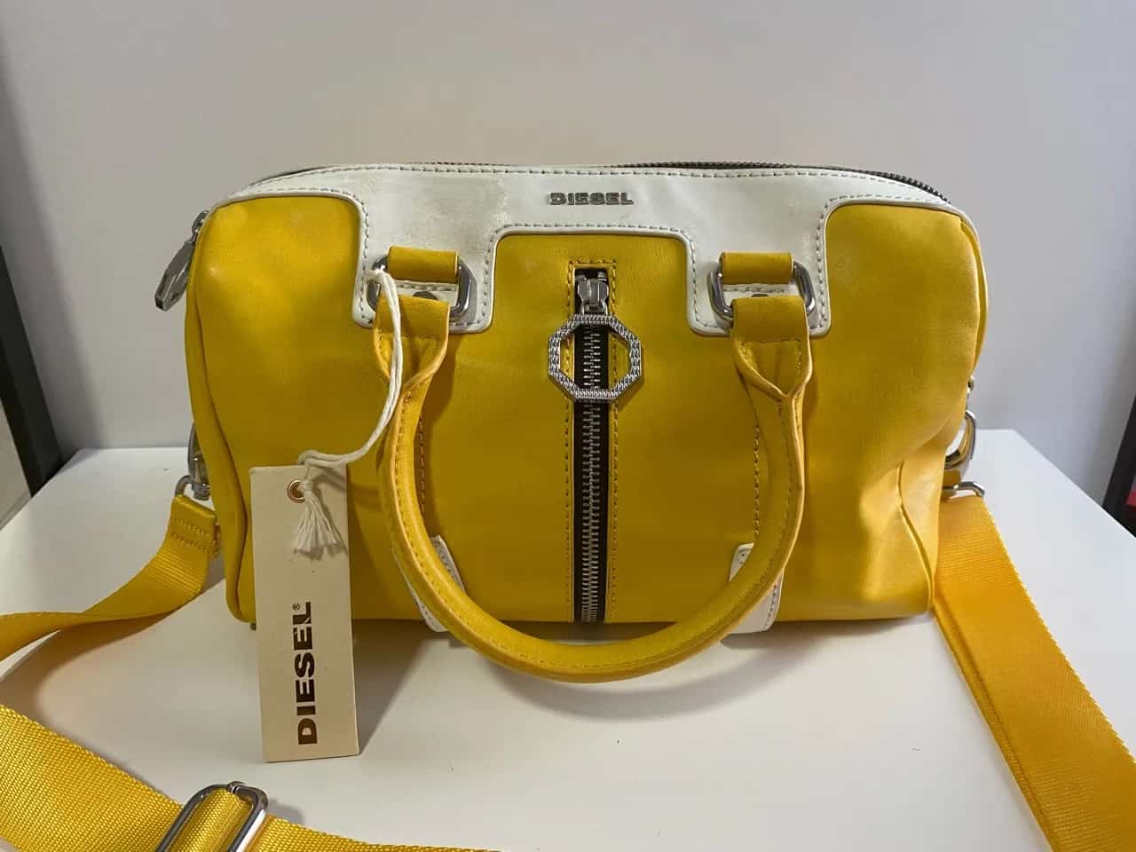 Ormar.app | sajt za prodaju garderobe | DIESEL Torba