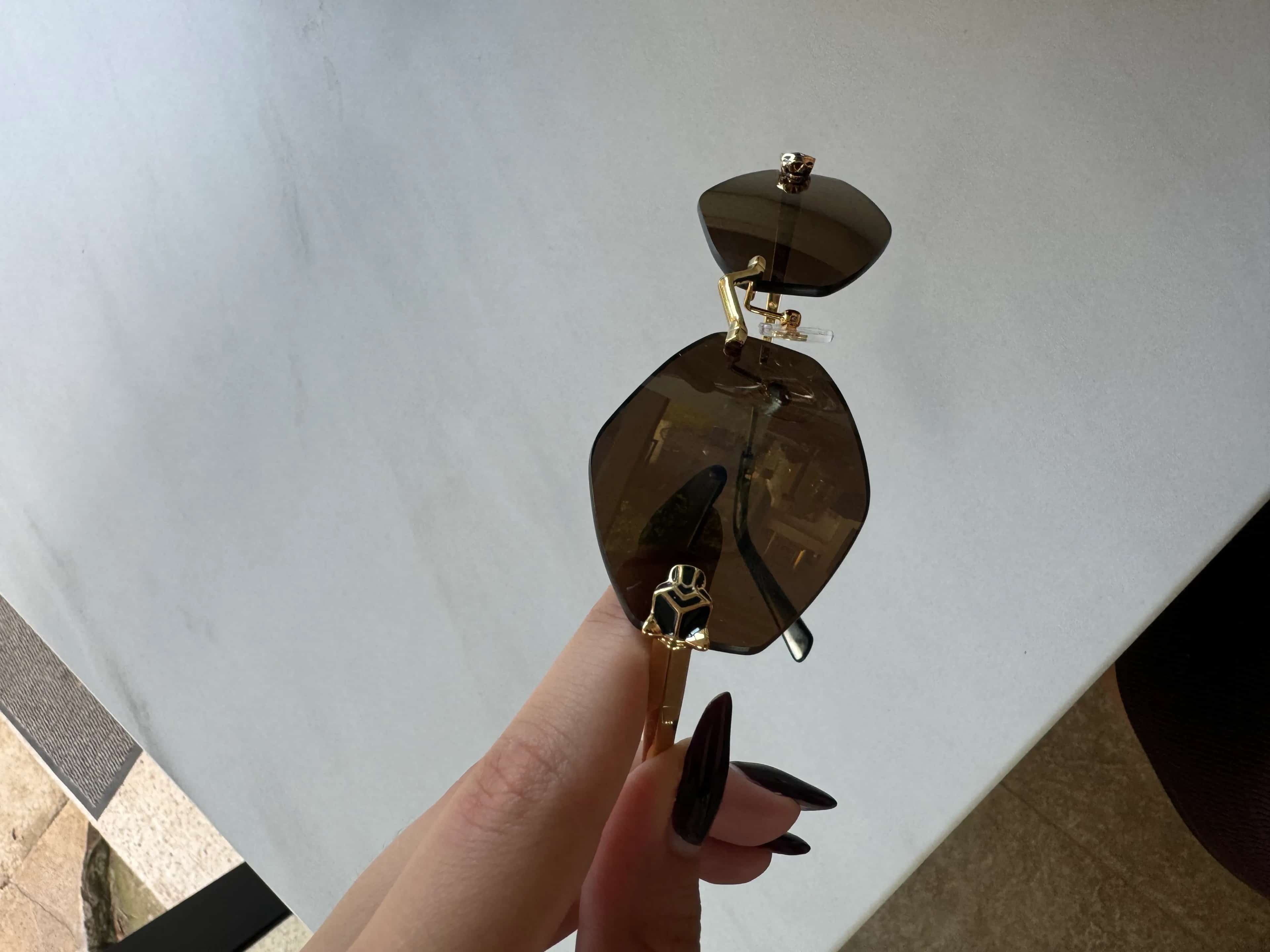 Ormar.app | sajt za prodaju garderobe | Naocare