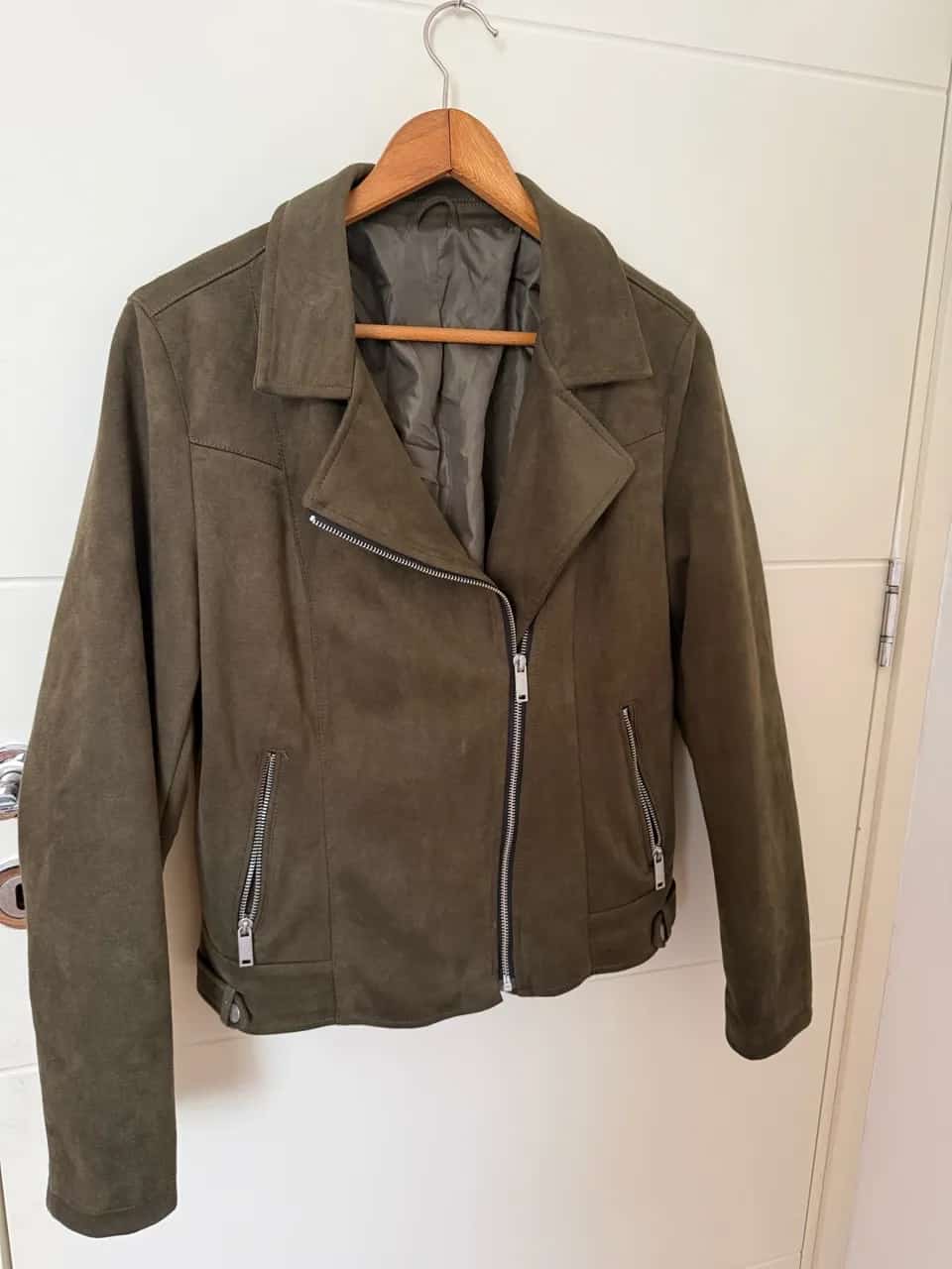 Ormar.app | sajt za prodaju garderobe | H&M јакница