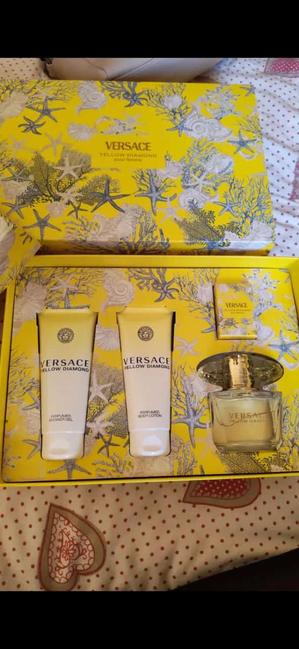 Ormar.app | sajt za prodaju garderobe | Versace set, neotpakovan