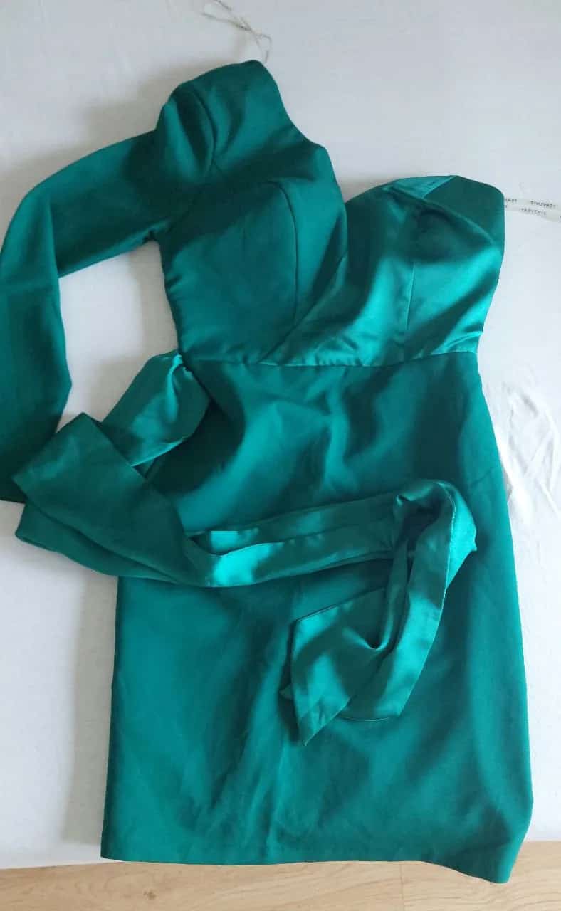 Ormar.app | sajt za prodaju garderobe | Haljina prelepa