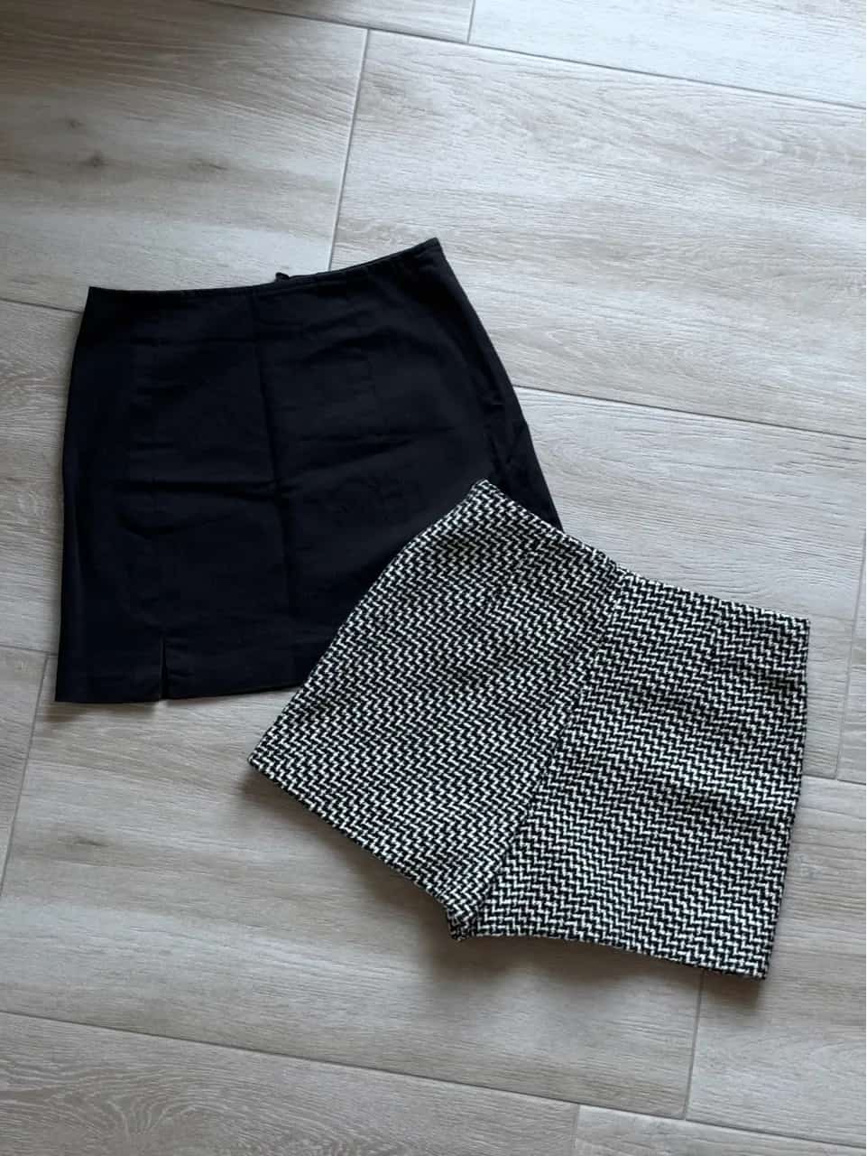 Ormar.app | sajt za prodaju garderobe | Paket TRI mini suknje - cena zajedno  
