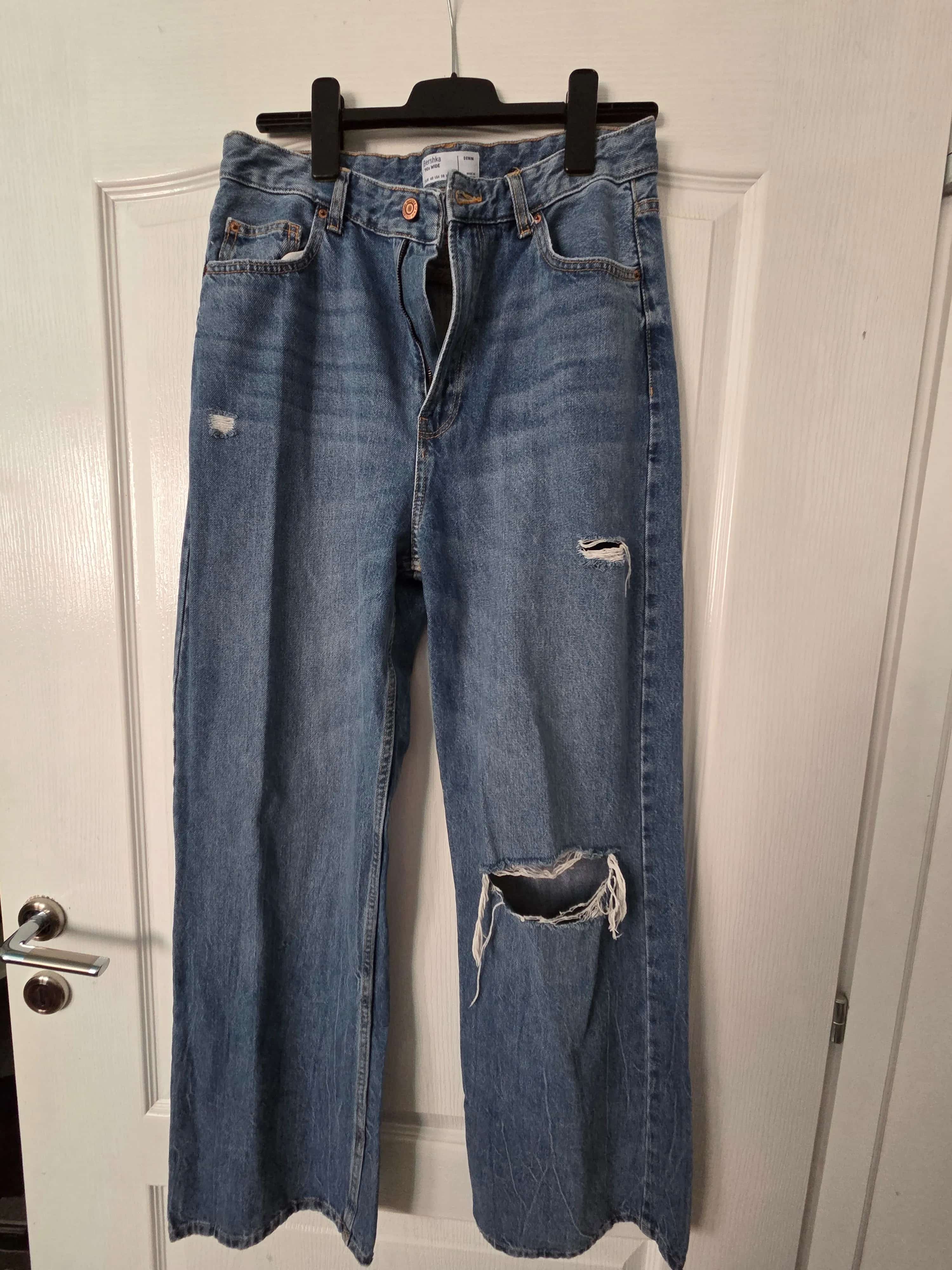 Ormar.app | sajt za prodaju garderobe | Bershka farmerice,očuvane kao nove..vel.40